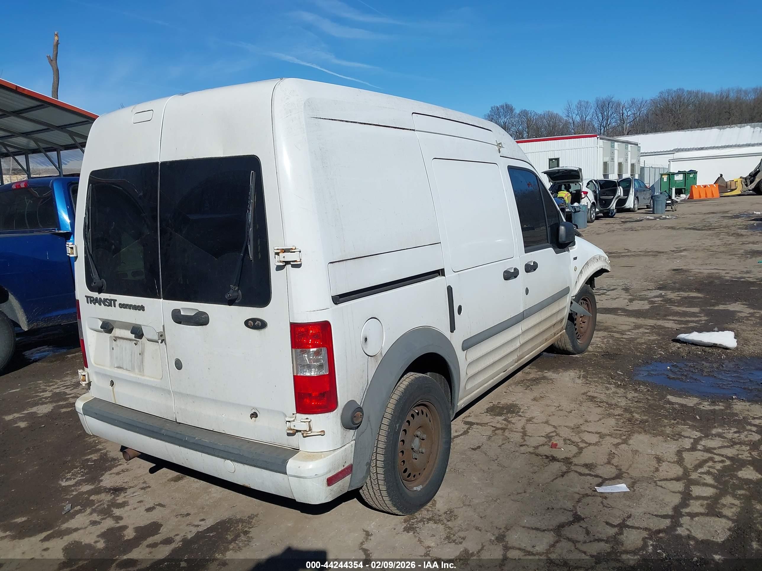 FORD TRANSIT image 4