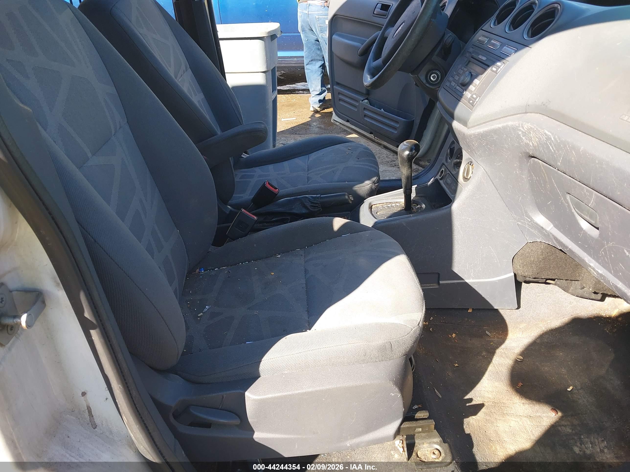 FORD TRANSIT image 5