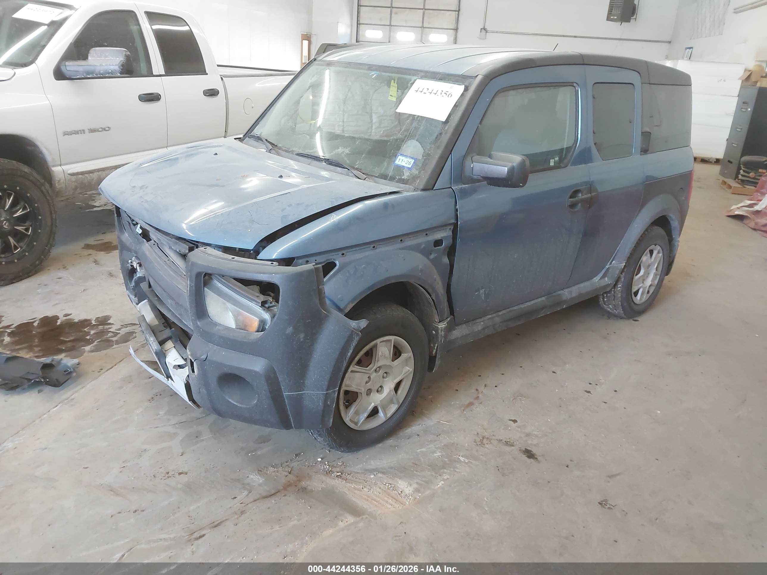 HONDA ELEMENT image 2