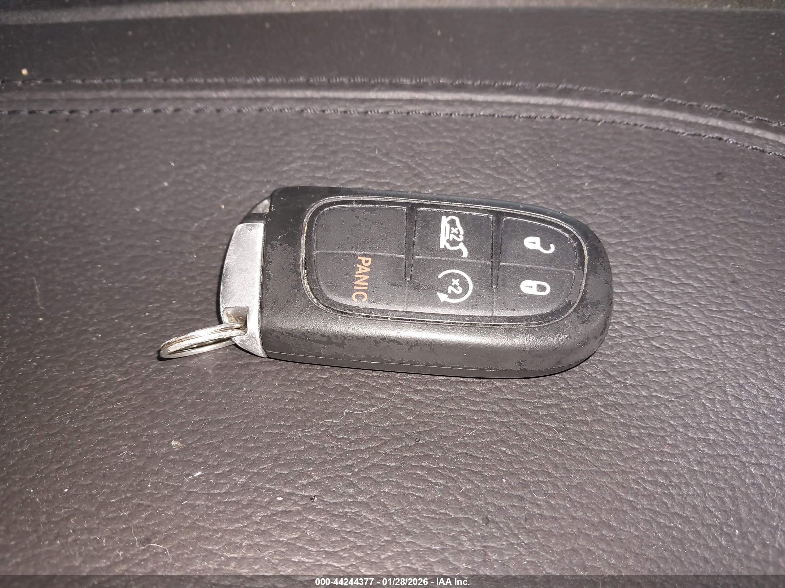 JEEP CHEROKEE image 11