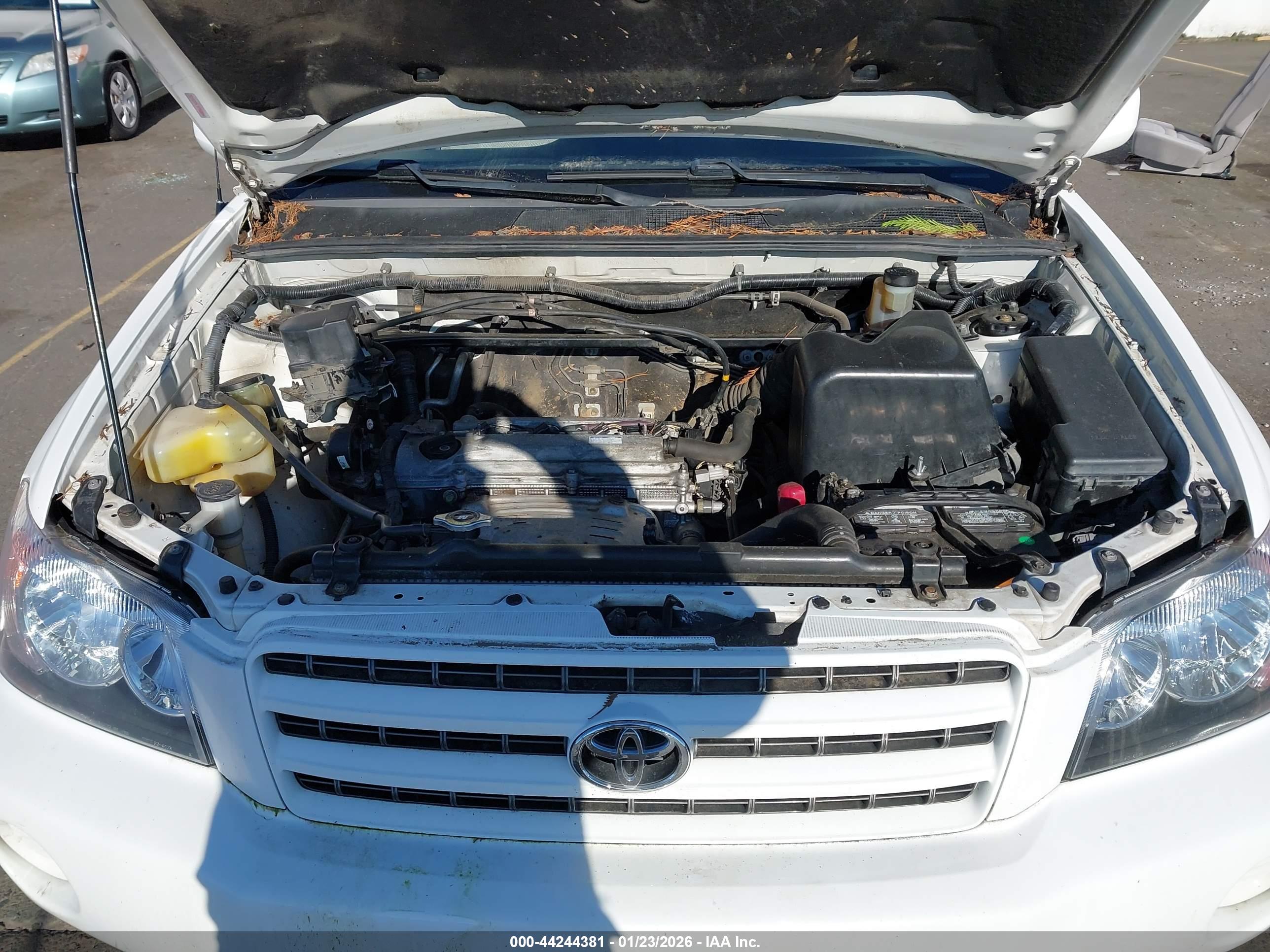 TOYOTA HIGHLANDER image 10