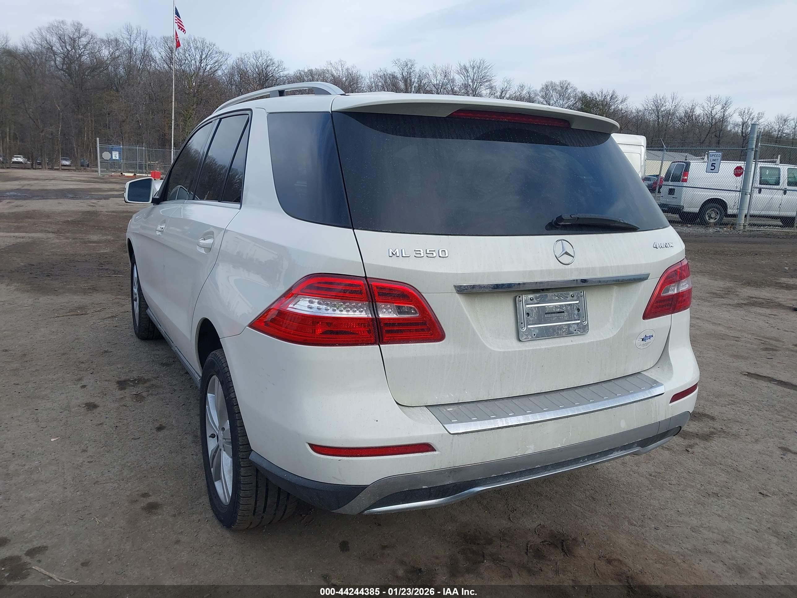 MERCEDES-BENZ ML image 3