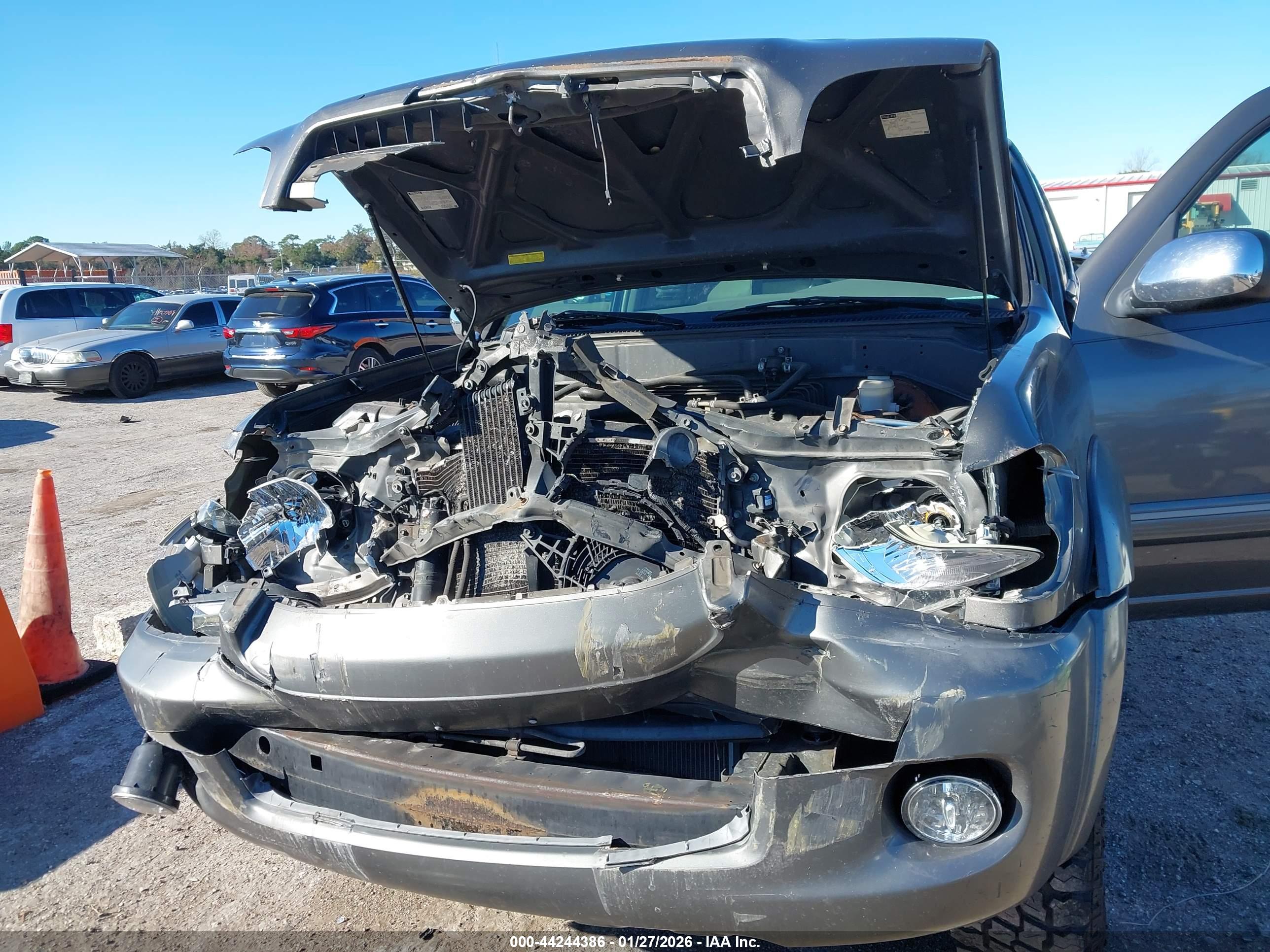 TOYOTA SEQUOIA image 6