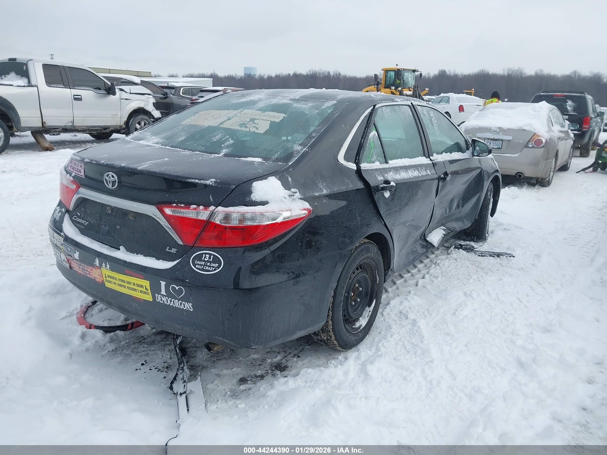 TOYOTA CAMRY image 4
