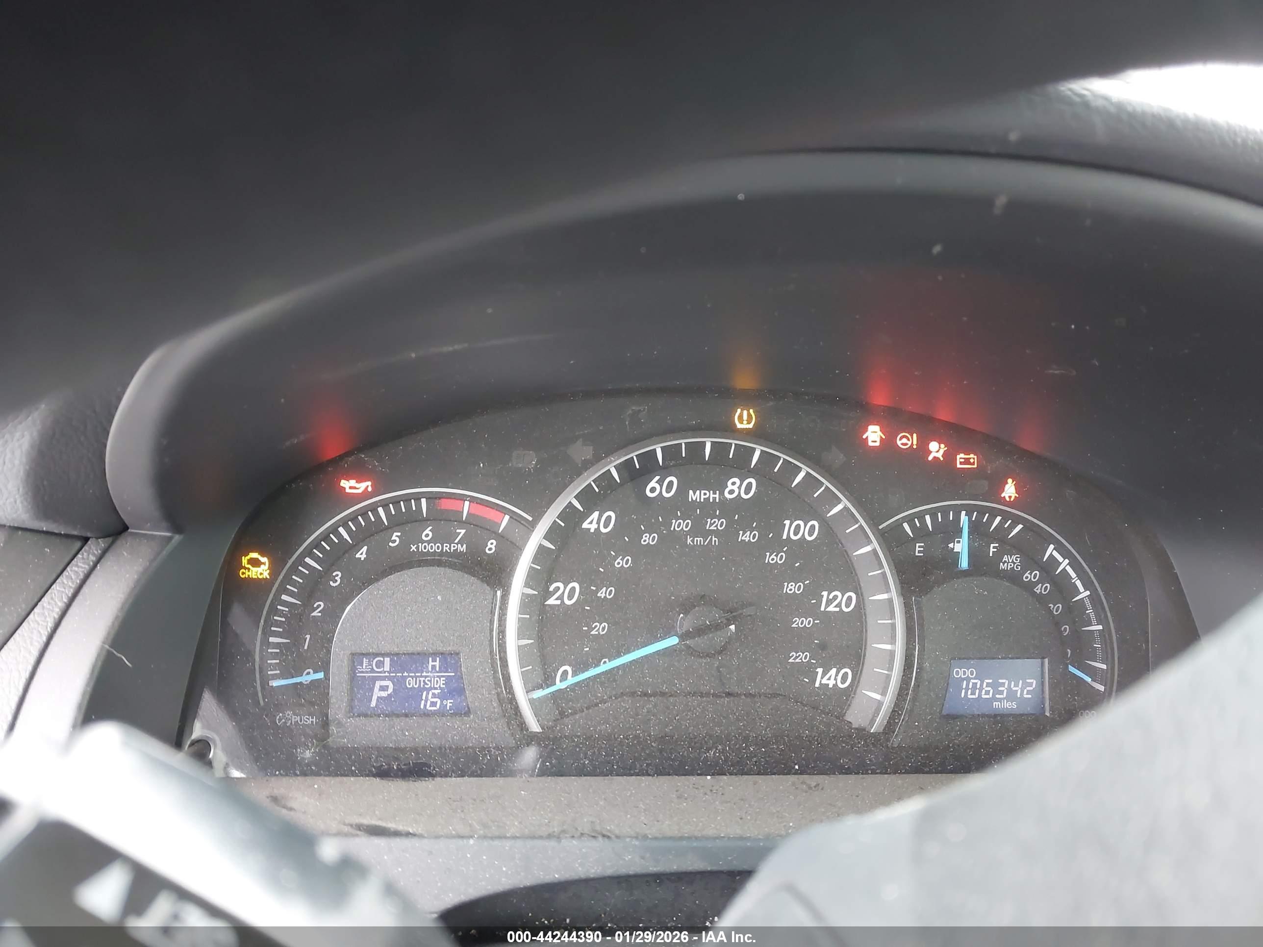 TOYOTA CAMRY image 7