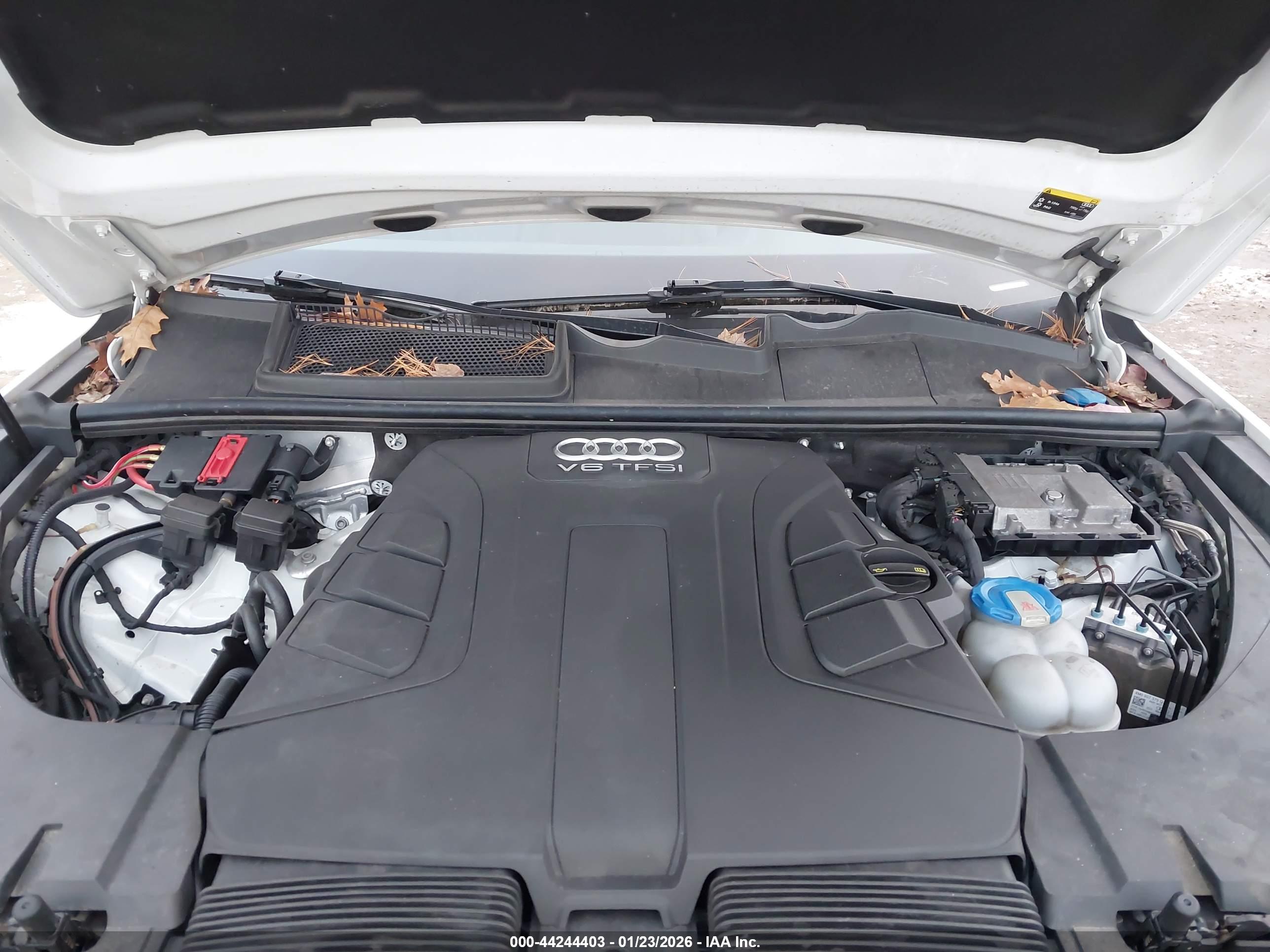 AUDI Q7 image 10