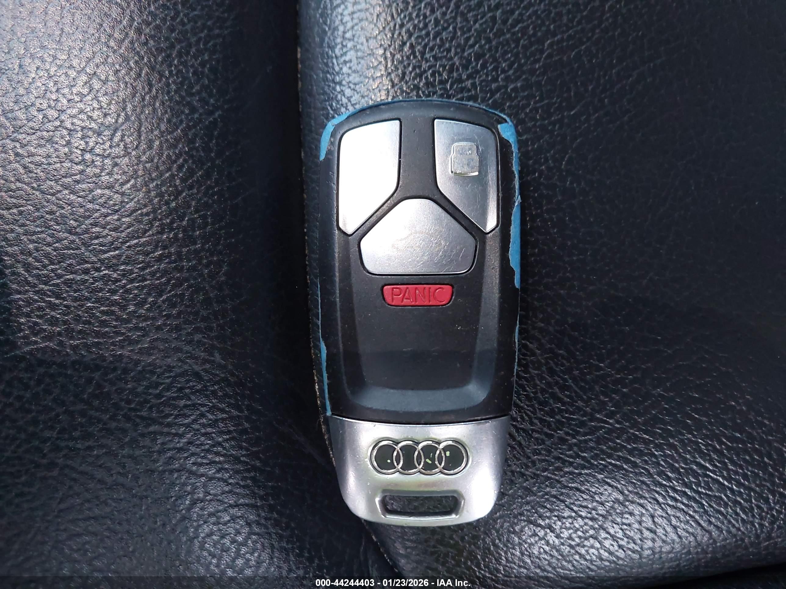 AUDI Q7 image 11