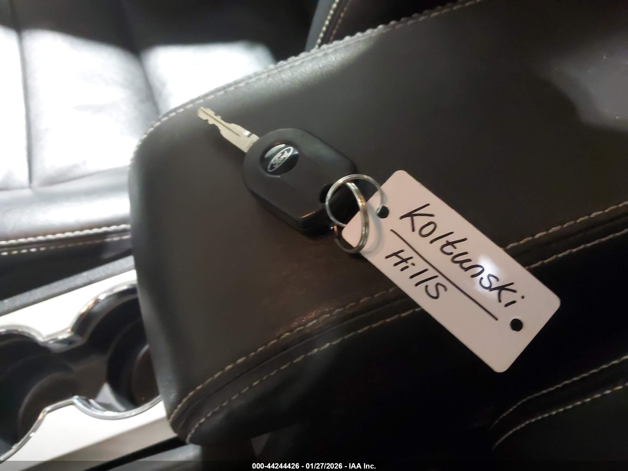 FORD FUSION image 11