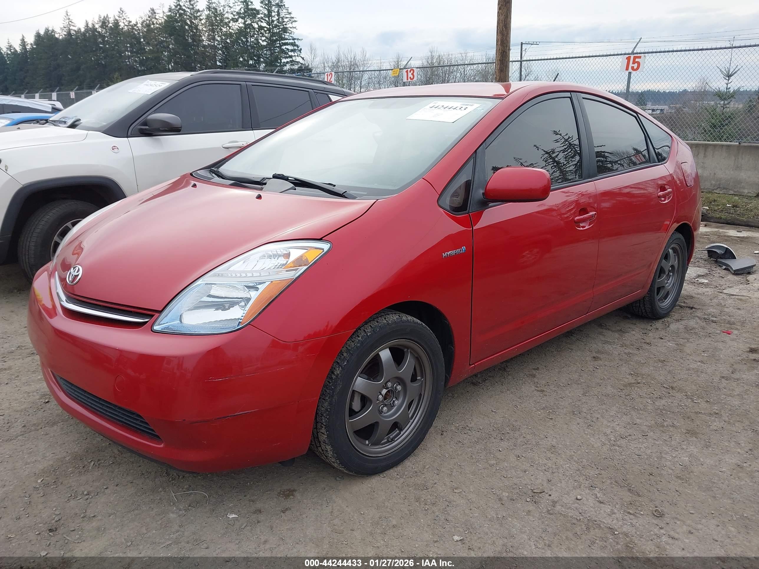 TOYOTA PRIUS image 2