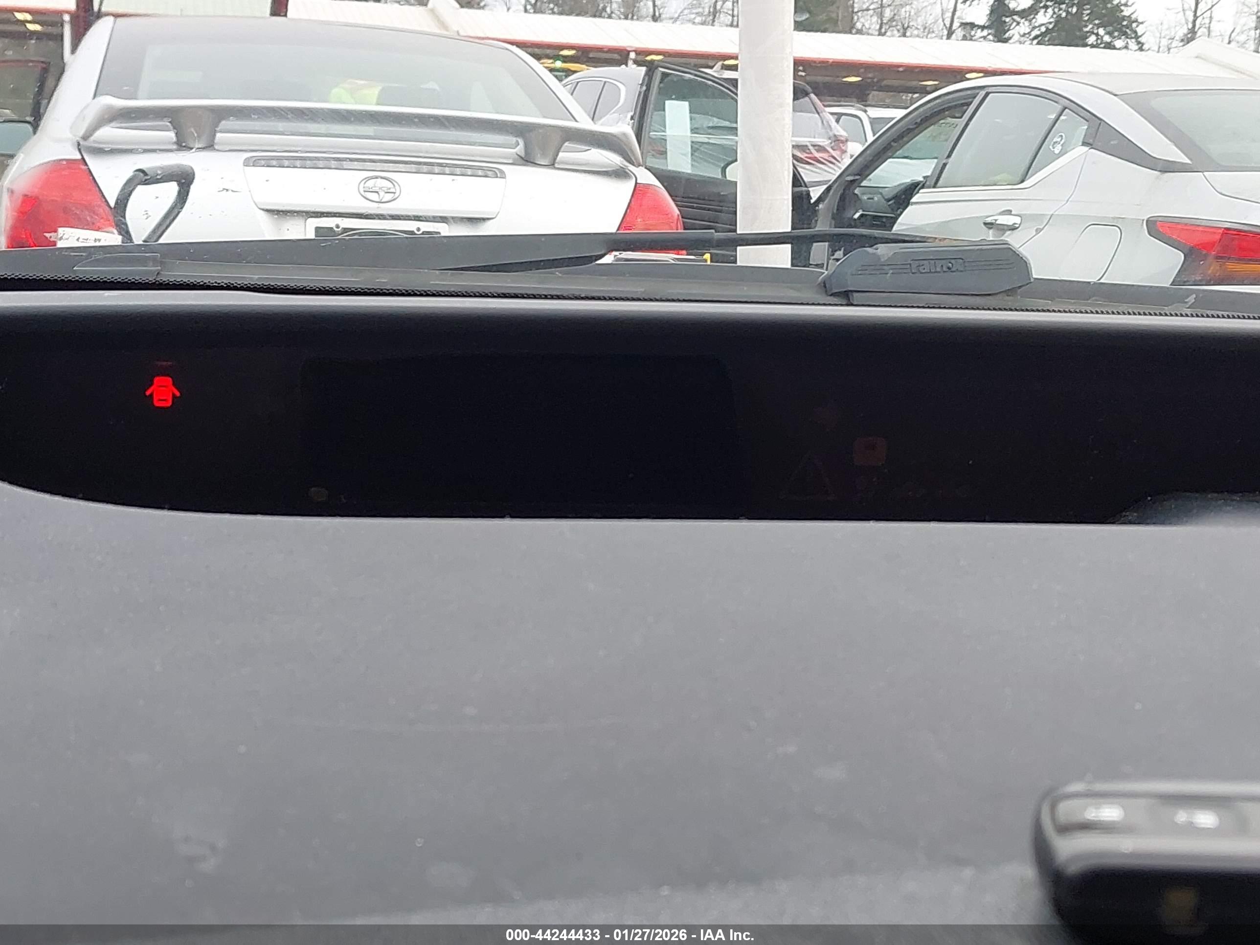 TOYOTA PRIUS image 7