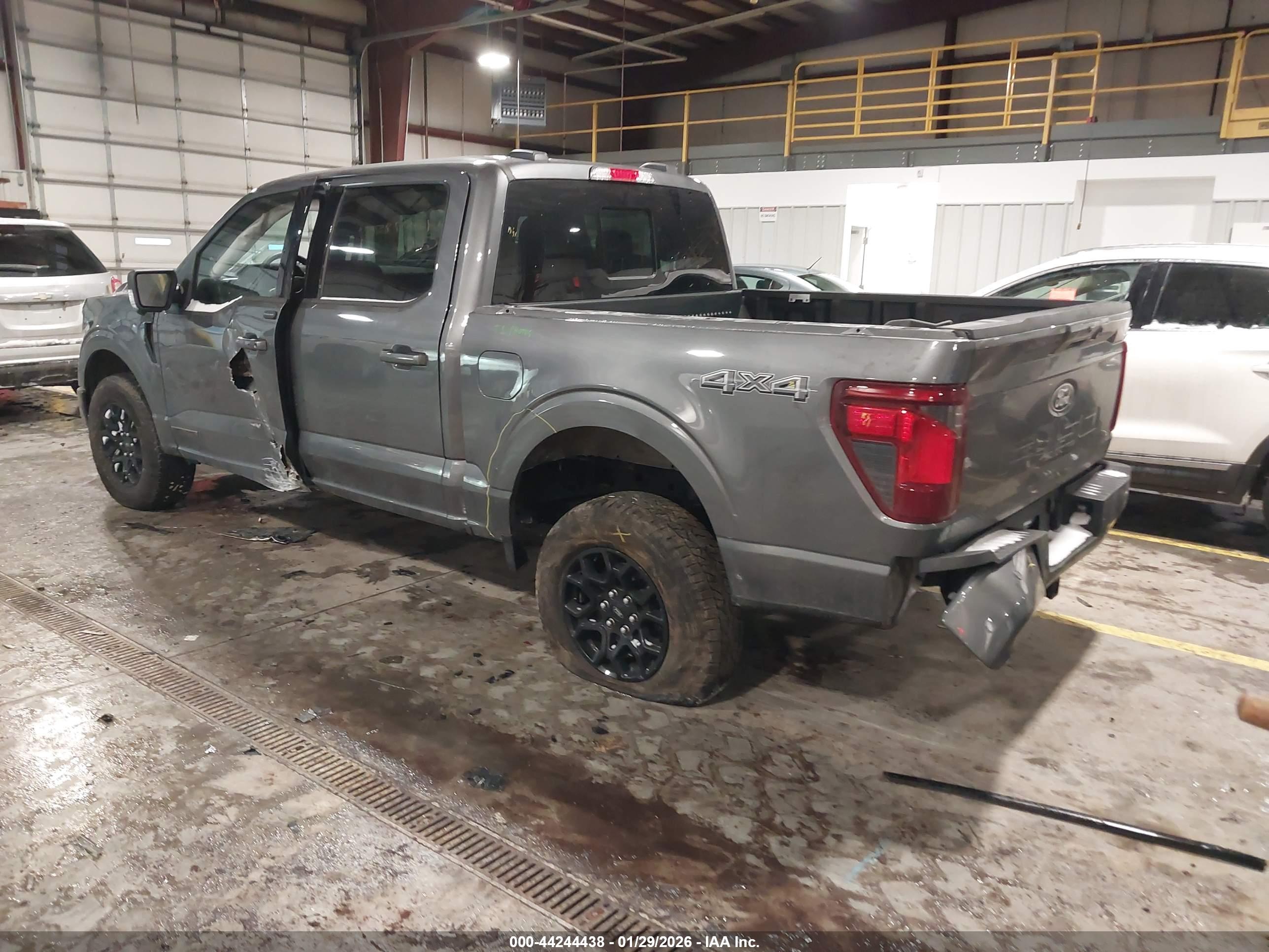 FORD F-150 image 3