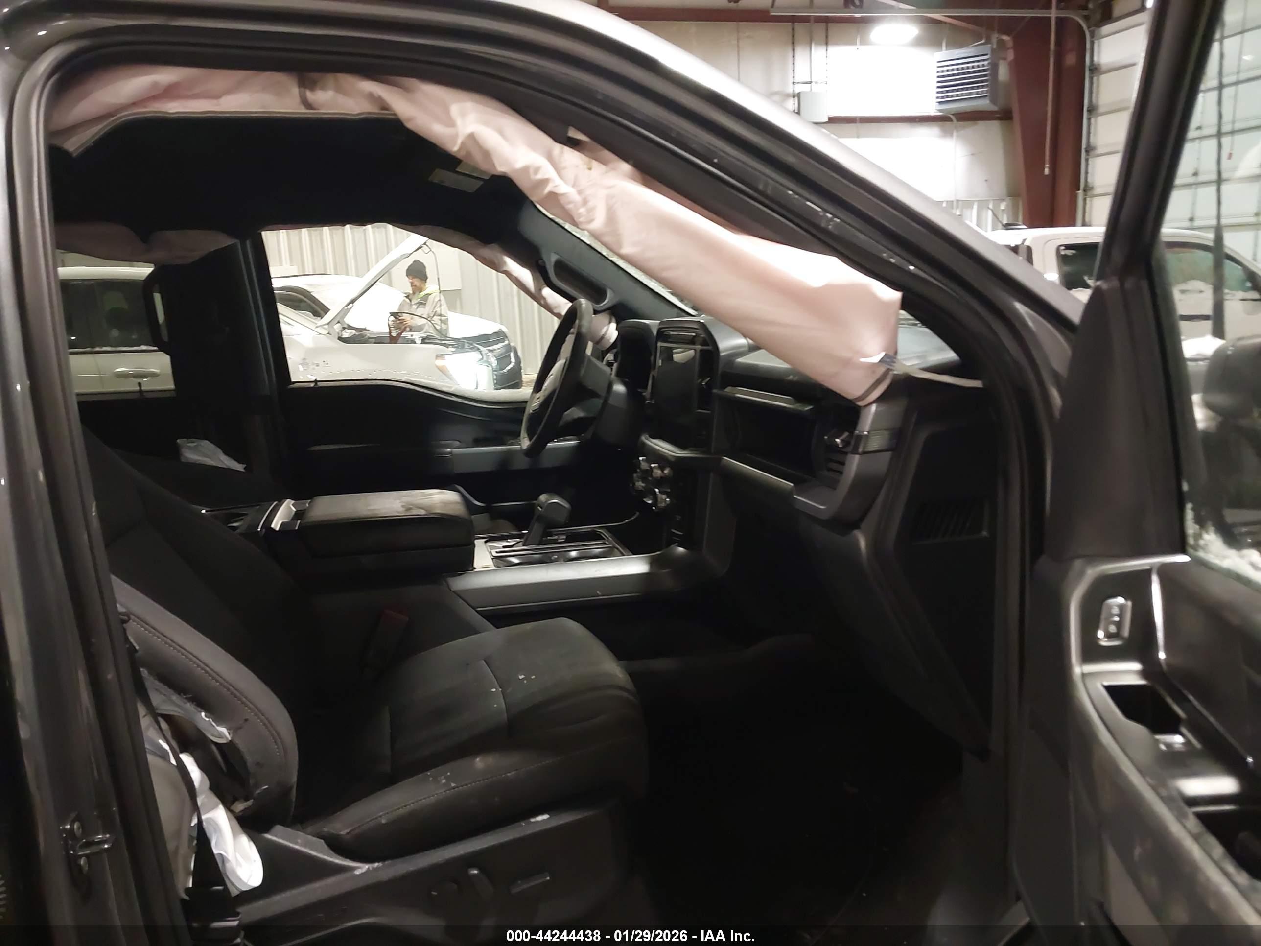 FORD F-150 image 5