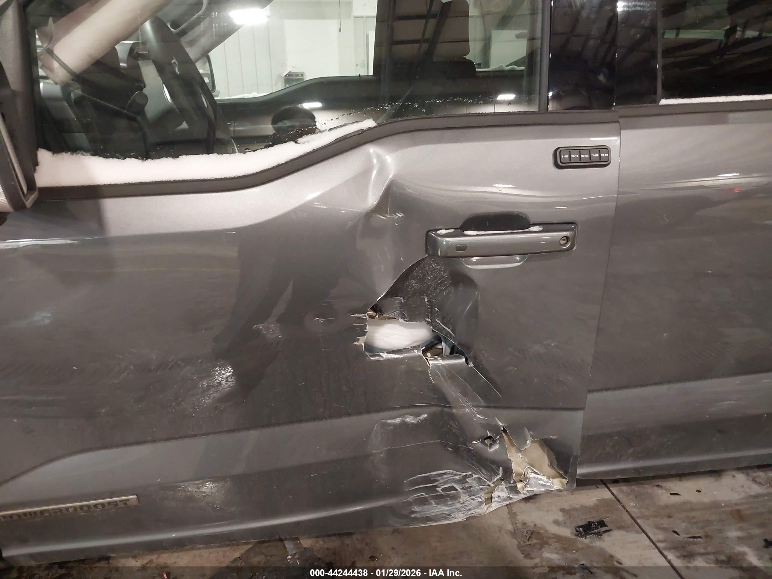 FORD F-150 image 6