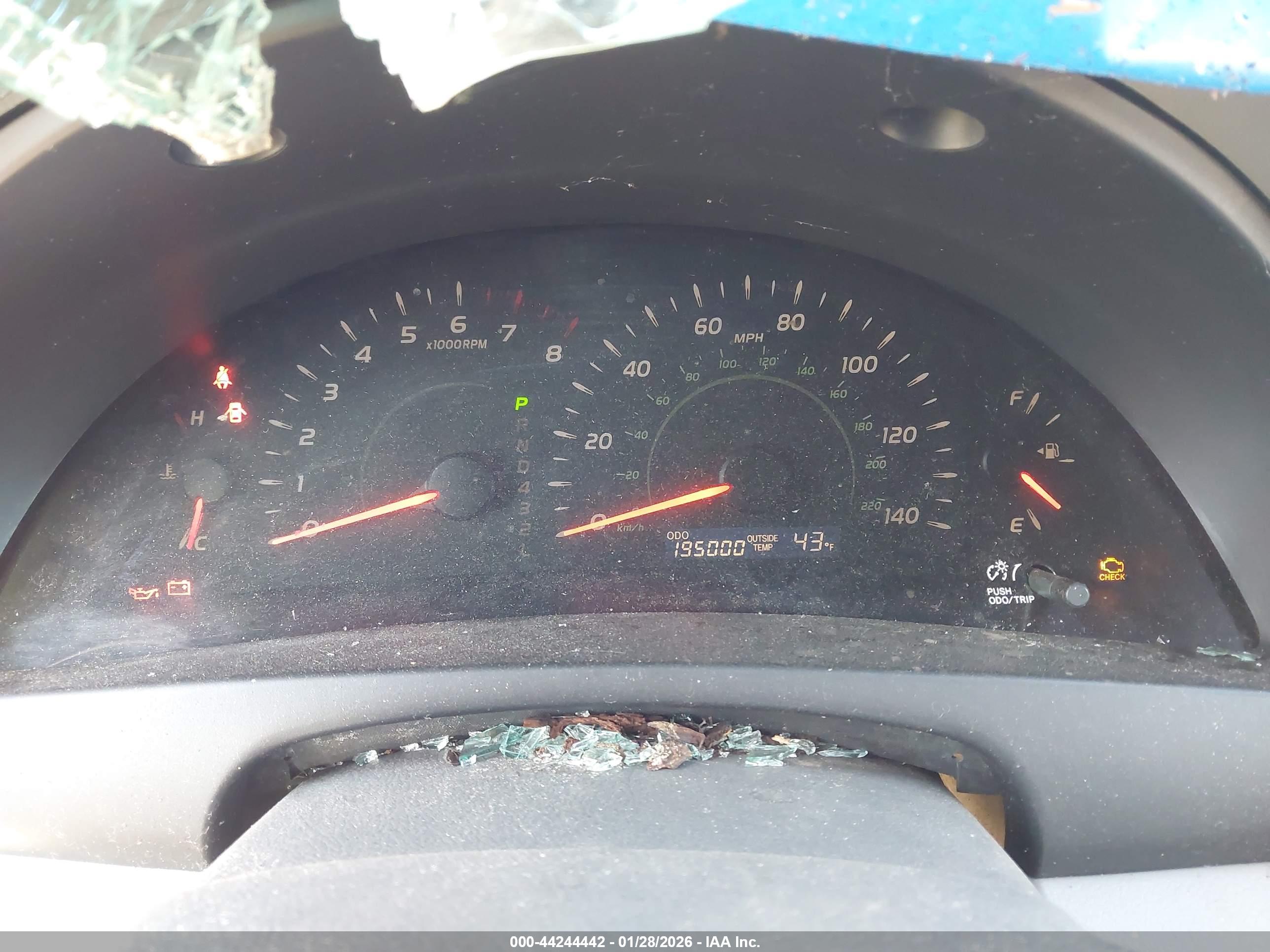 TOYOTA CAMRY image 7