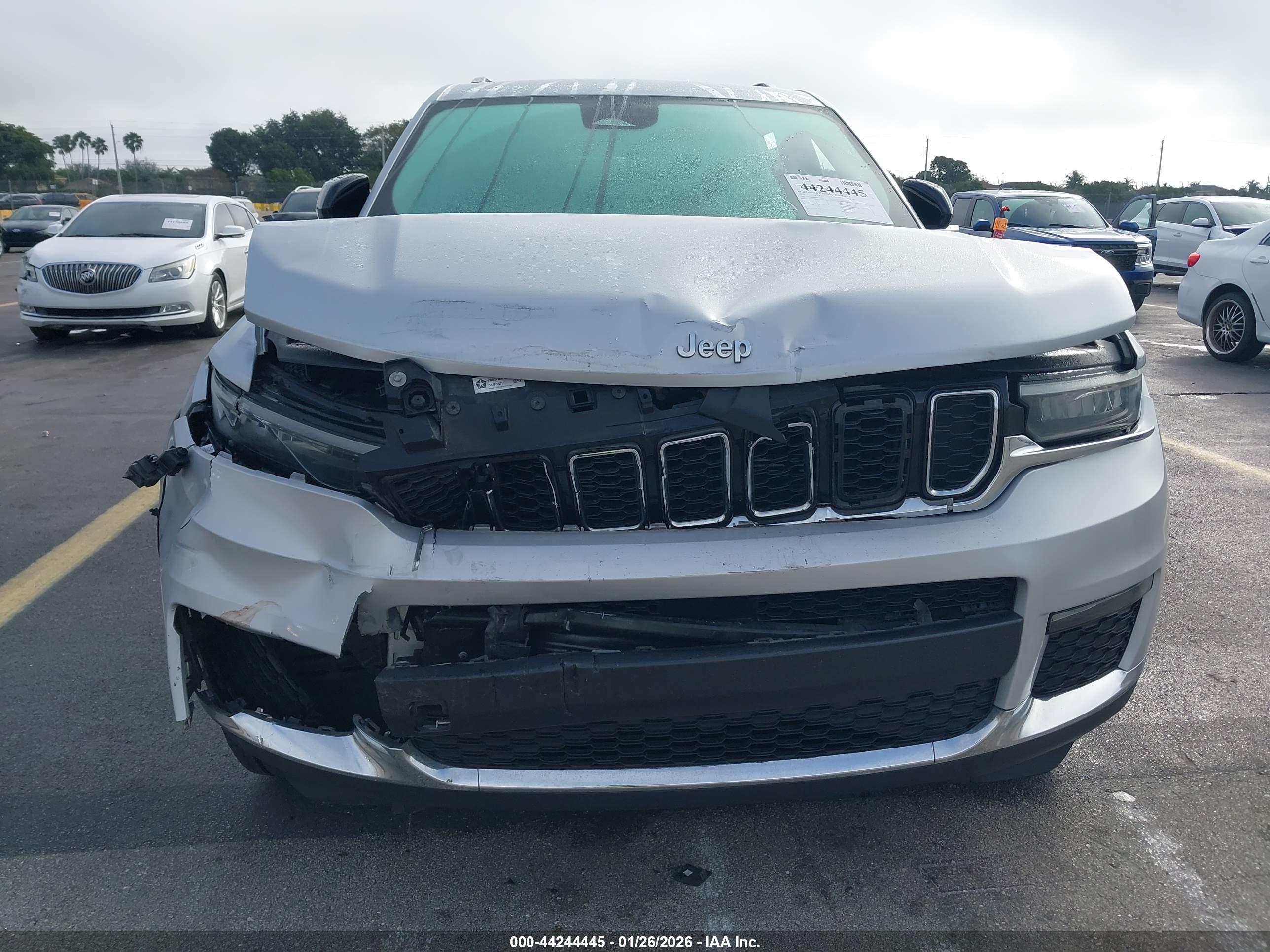 JEEP GRAND image 6