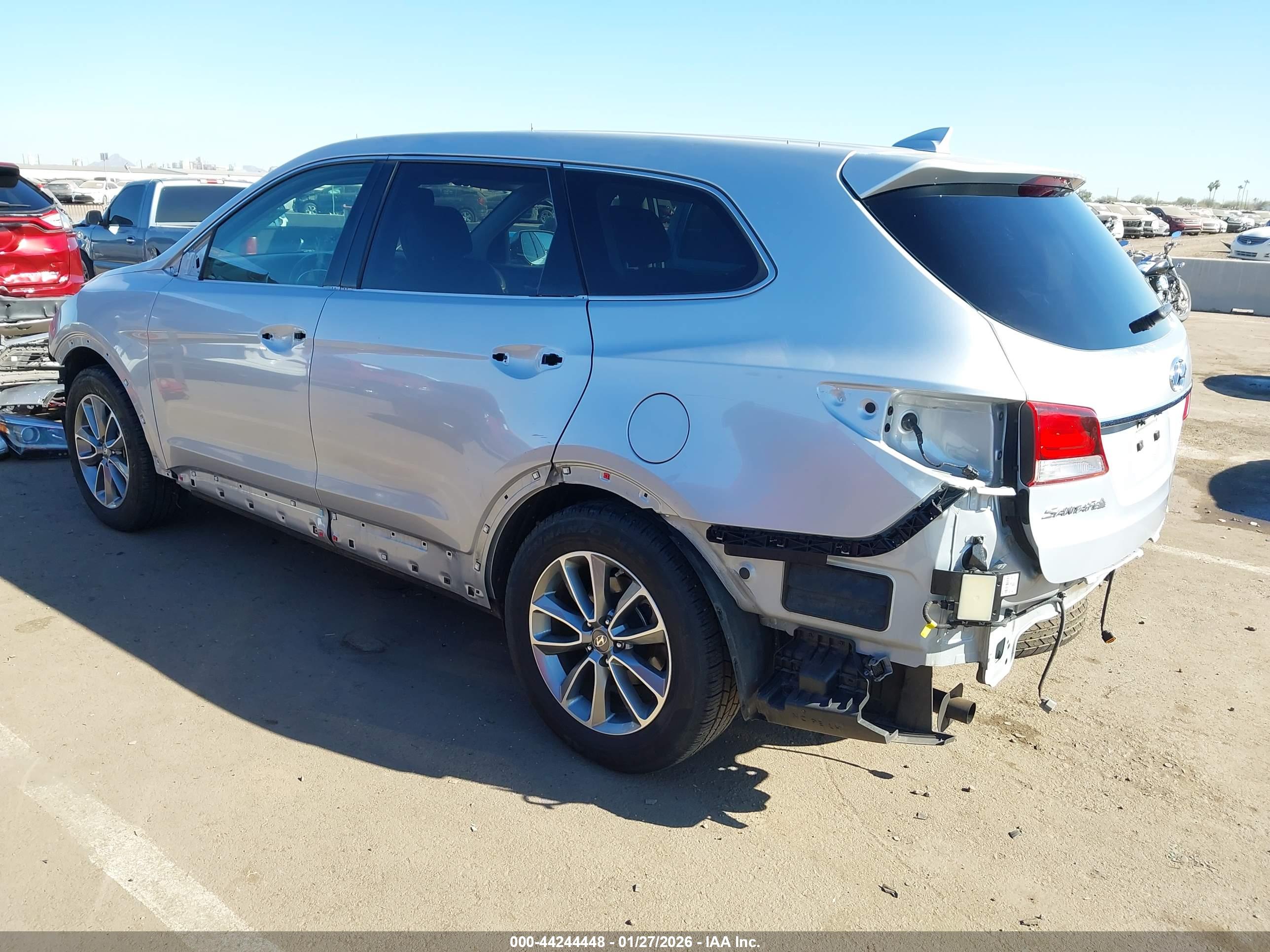 HYUNDAI SANTA image 3