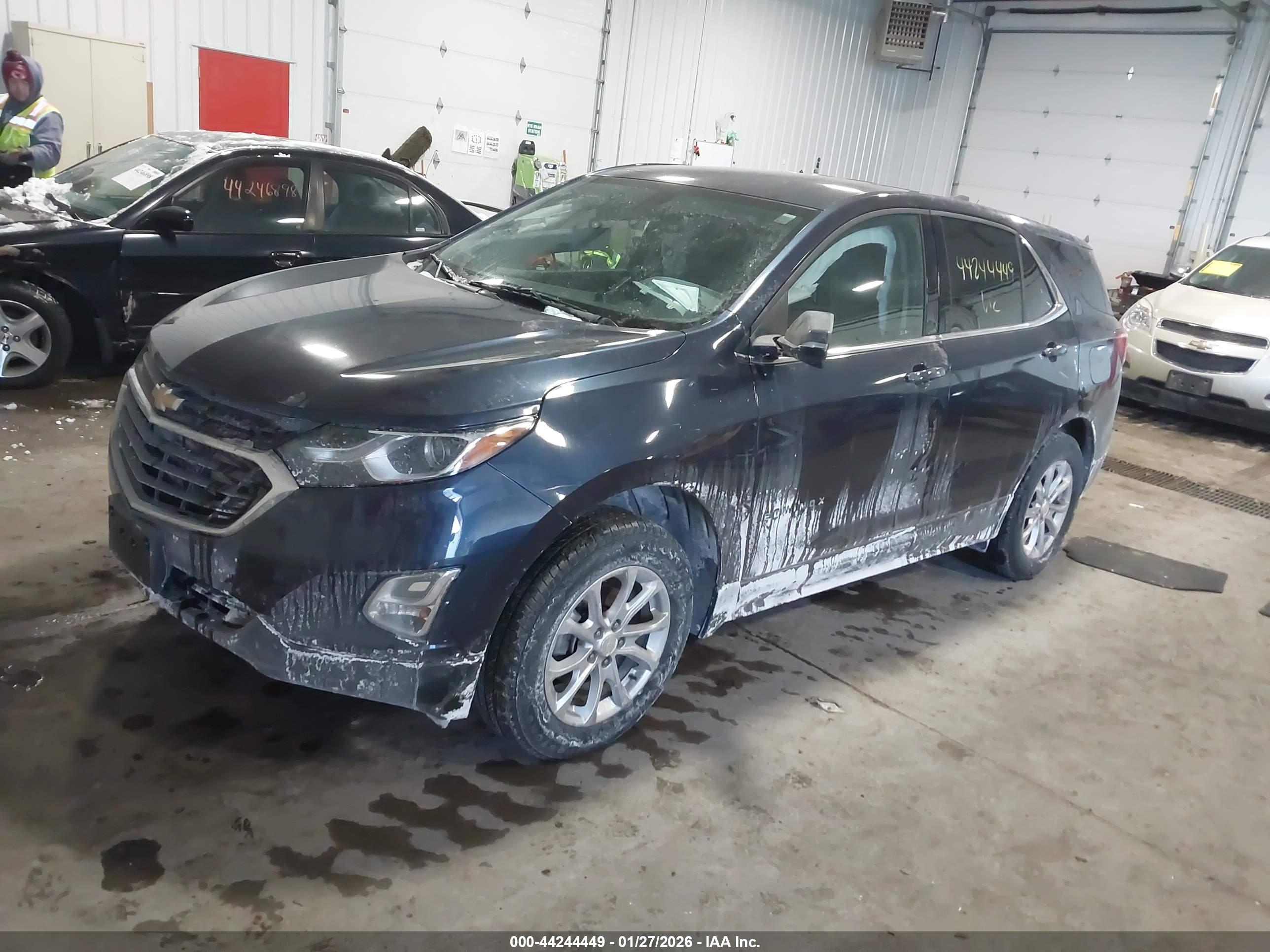 CHEVROLET EQUINOX image 2