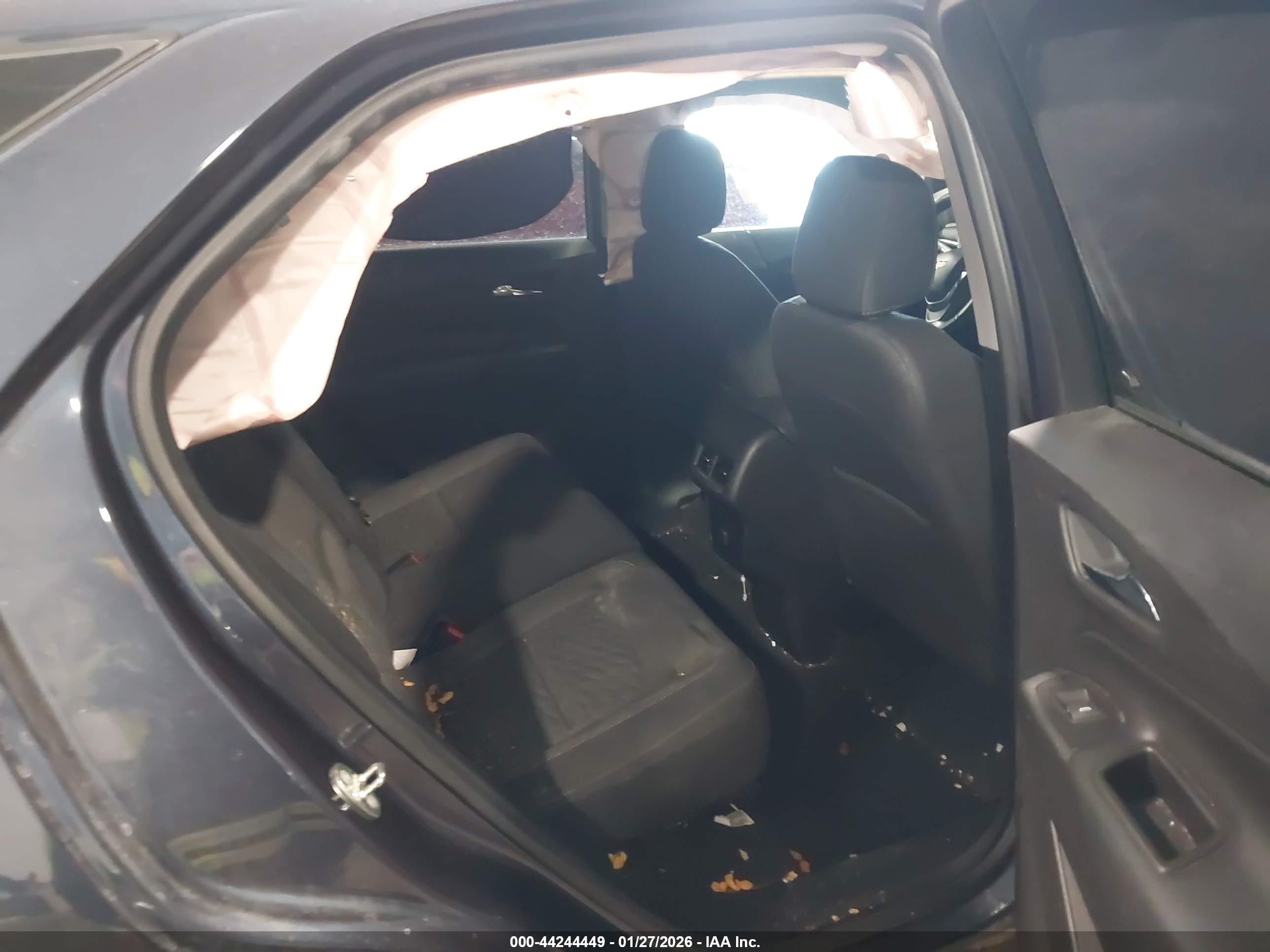CHEVROLET EQUINOX image 8