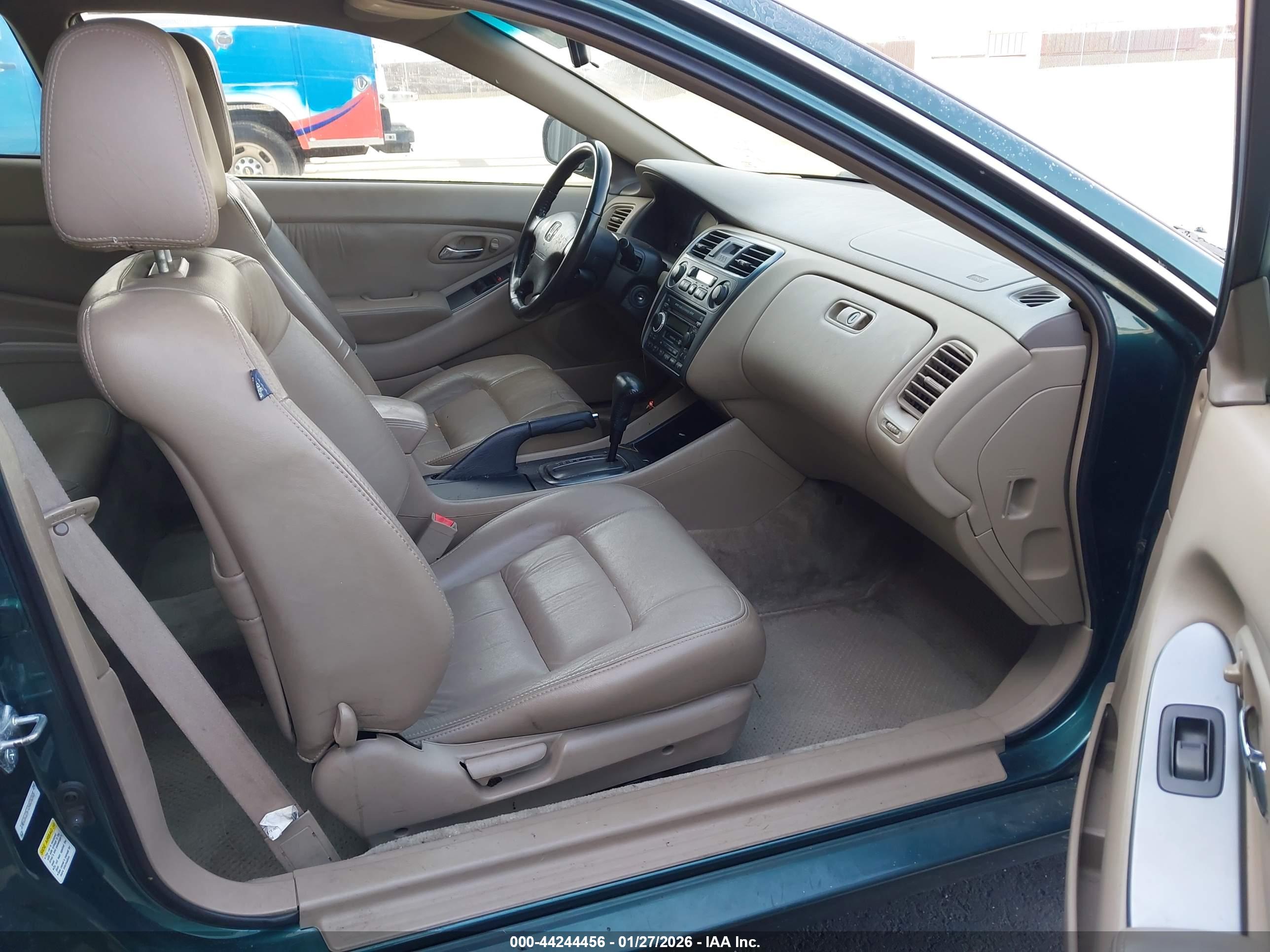 HONDA ACCORD image 5