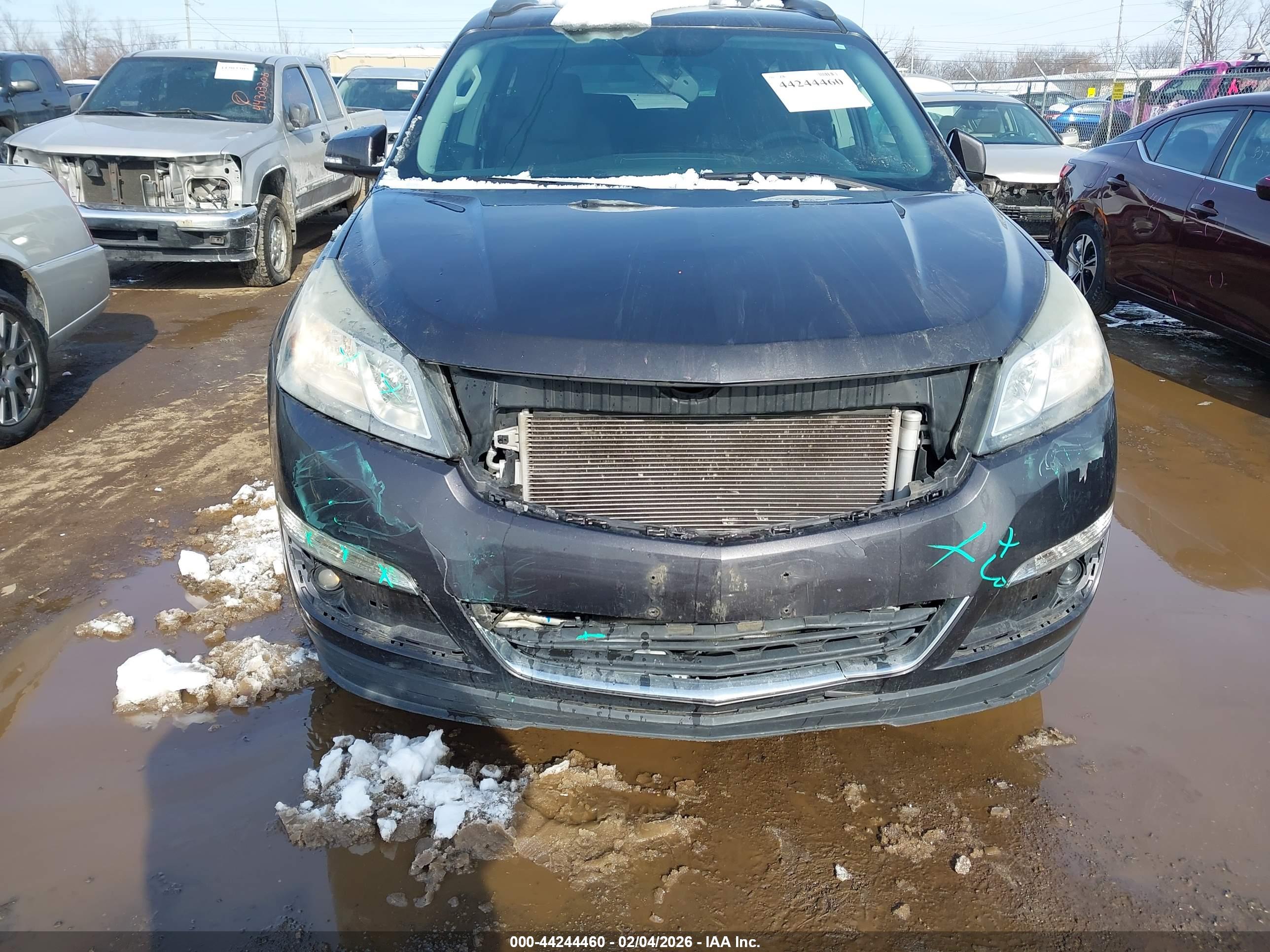 CHEVROLET TRAVERSE image 6