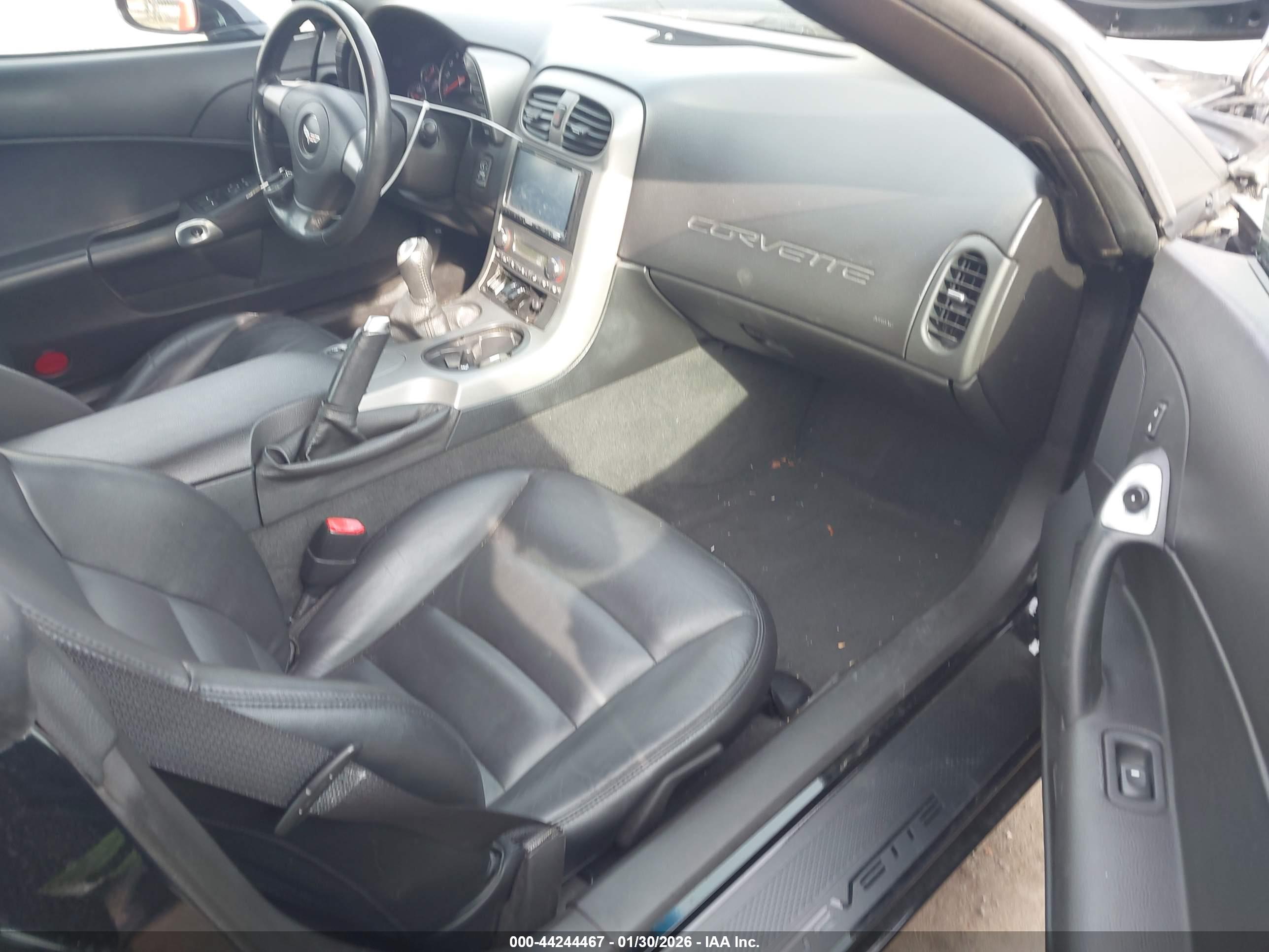 CHEVROLET CORVETTE image 5