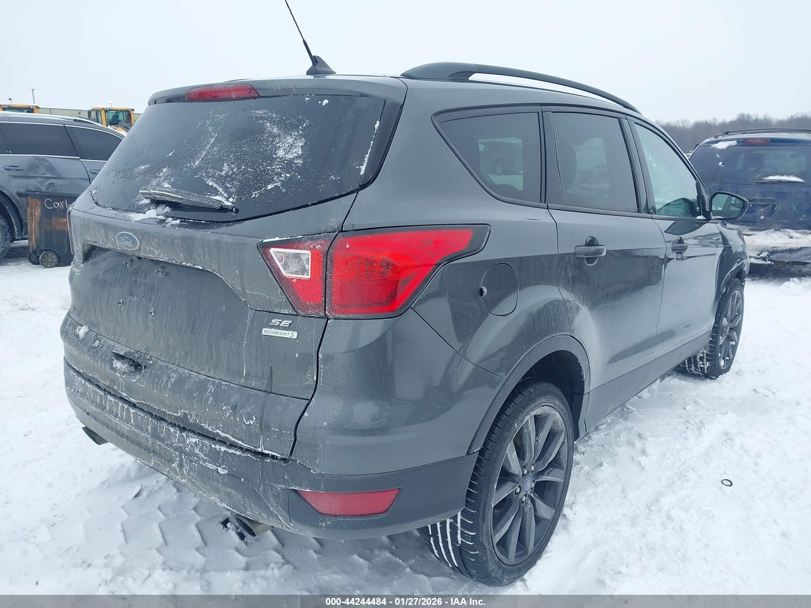 FORD ESCAPE image 4