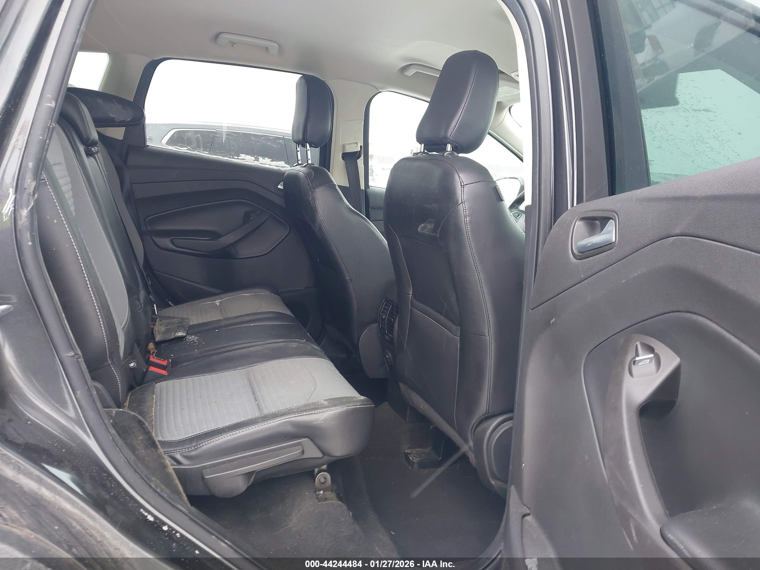 FORD ESCAPE image 8