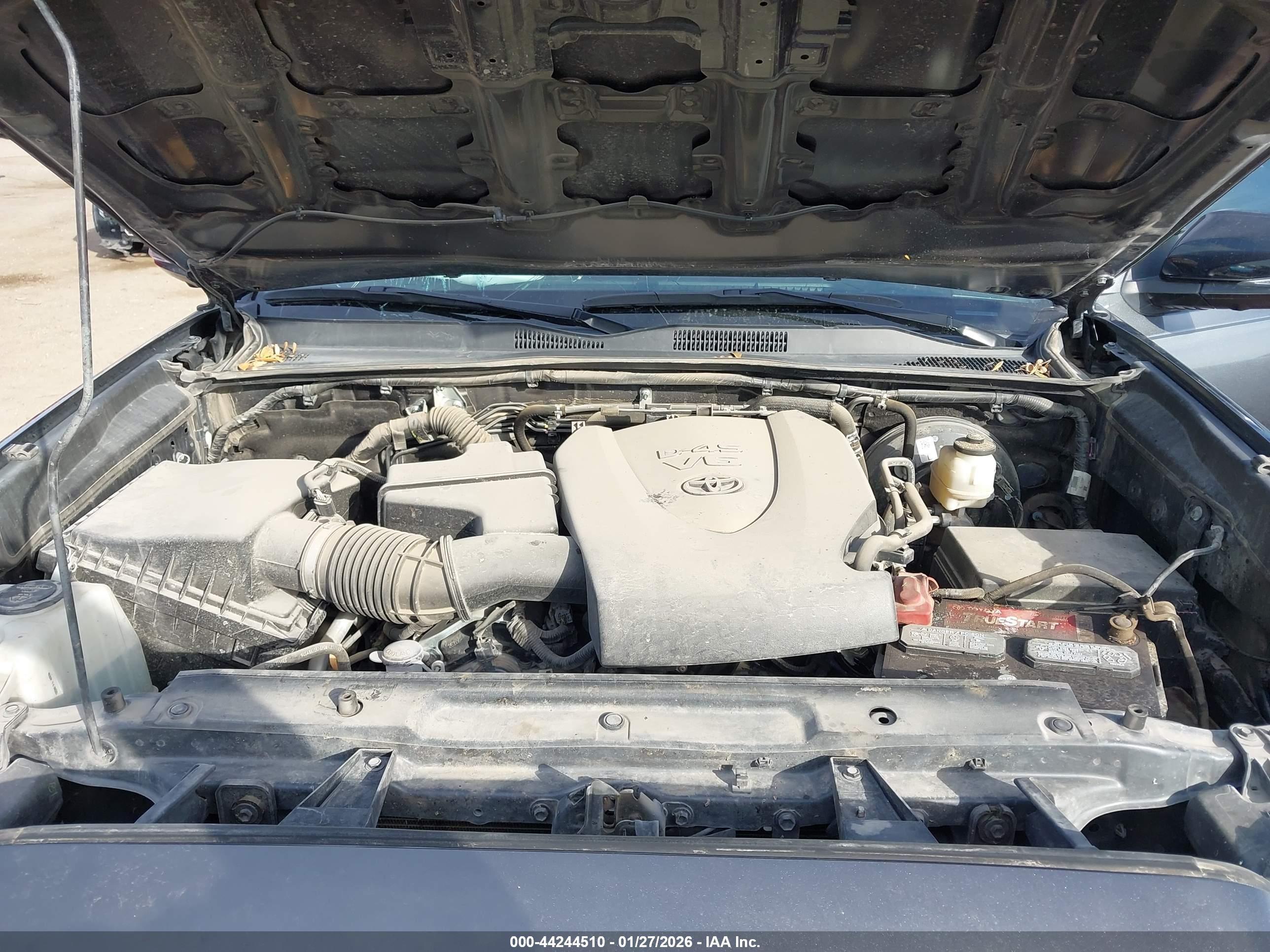 TOYOTA TACOMA image 10