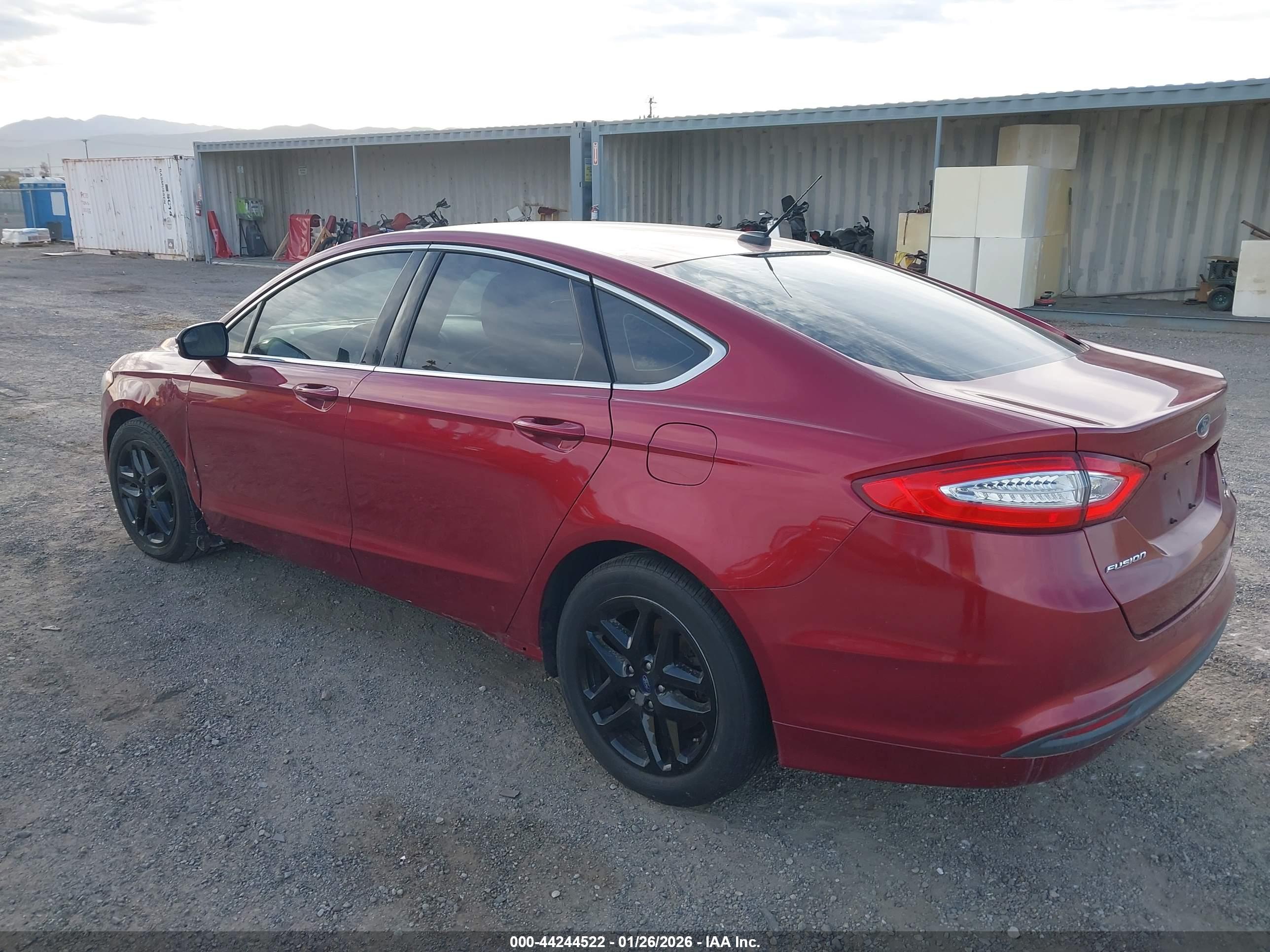 FORD FUSION image 3