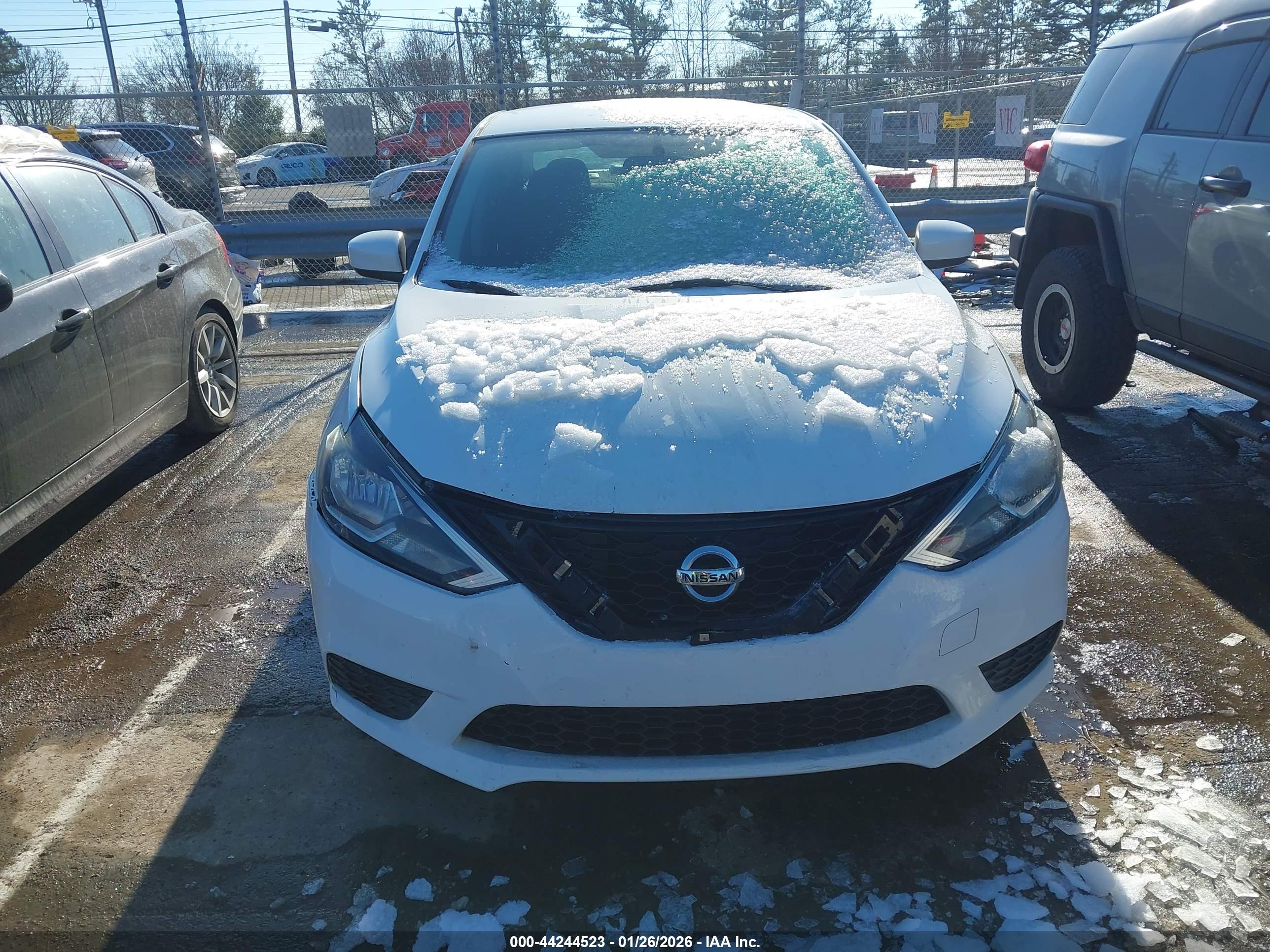 NISSAN SENTRA image 6