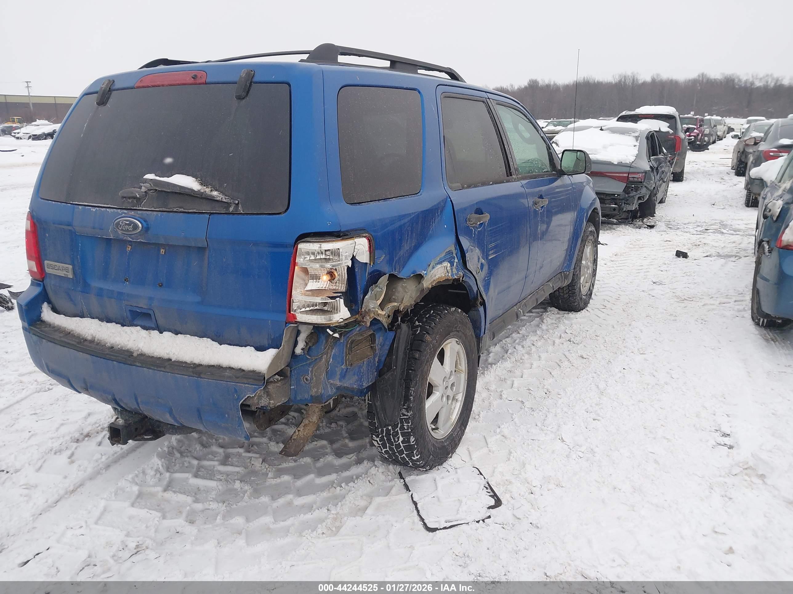 FORD ESCAPE image 4
