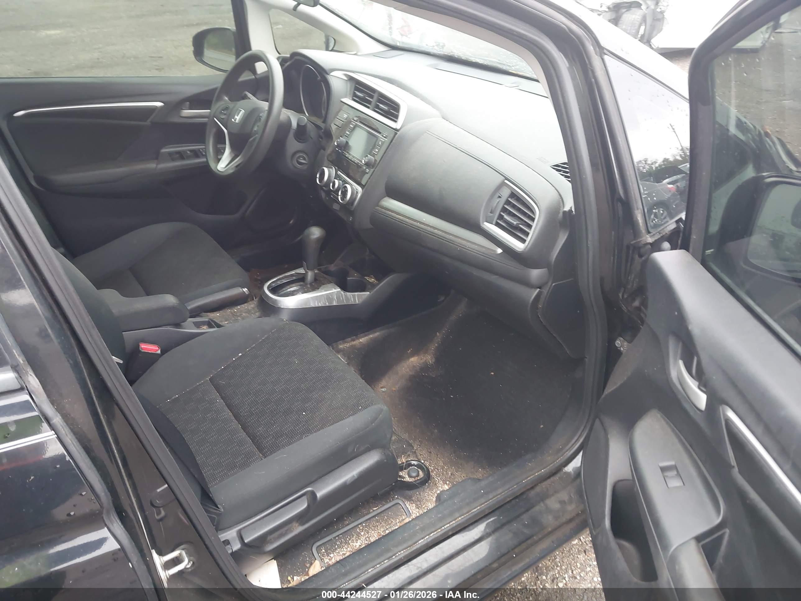 HONDA FIT image 5