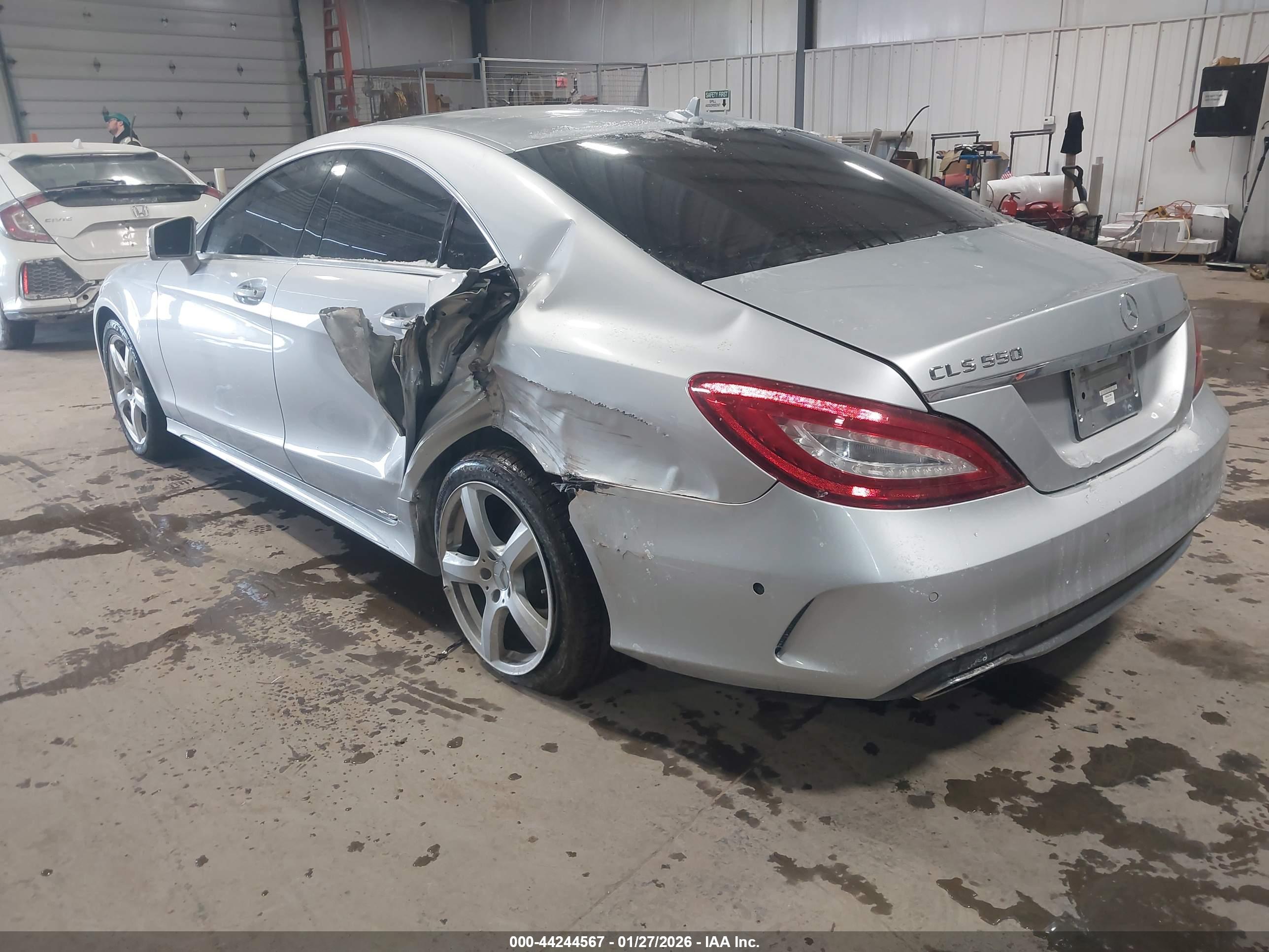 MERCEDES-BENZ CLS image 3