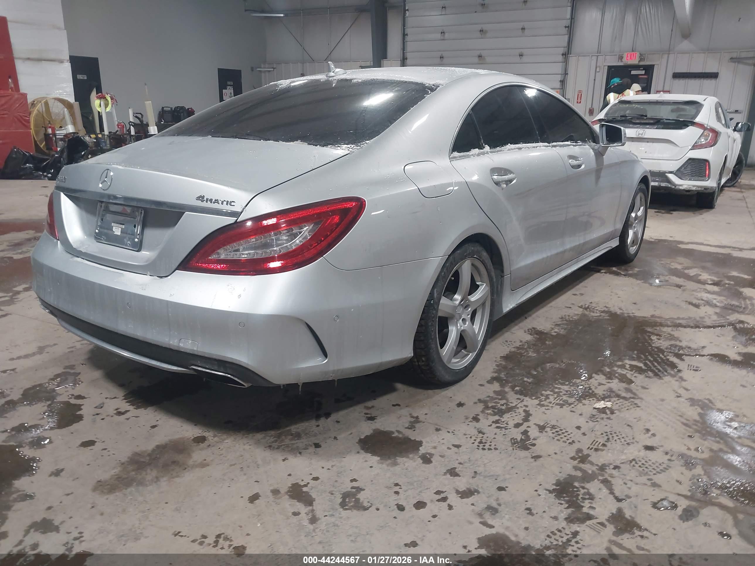 MERCEDES-BENZ CLS image 4