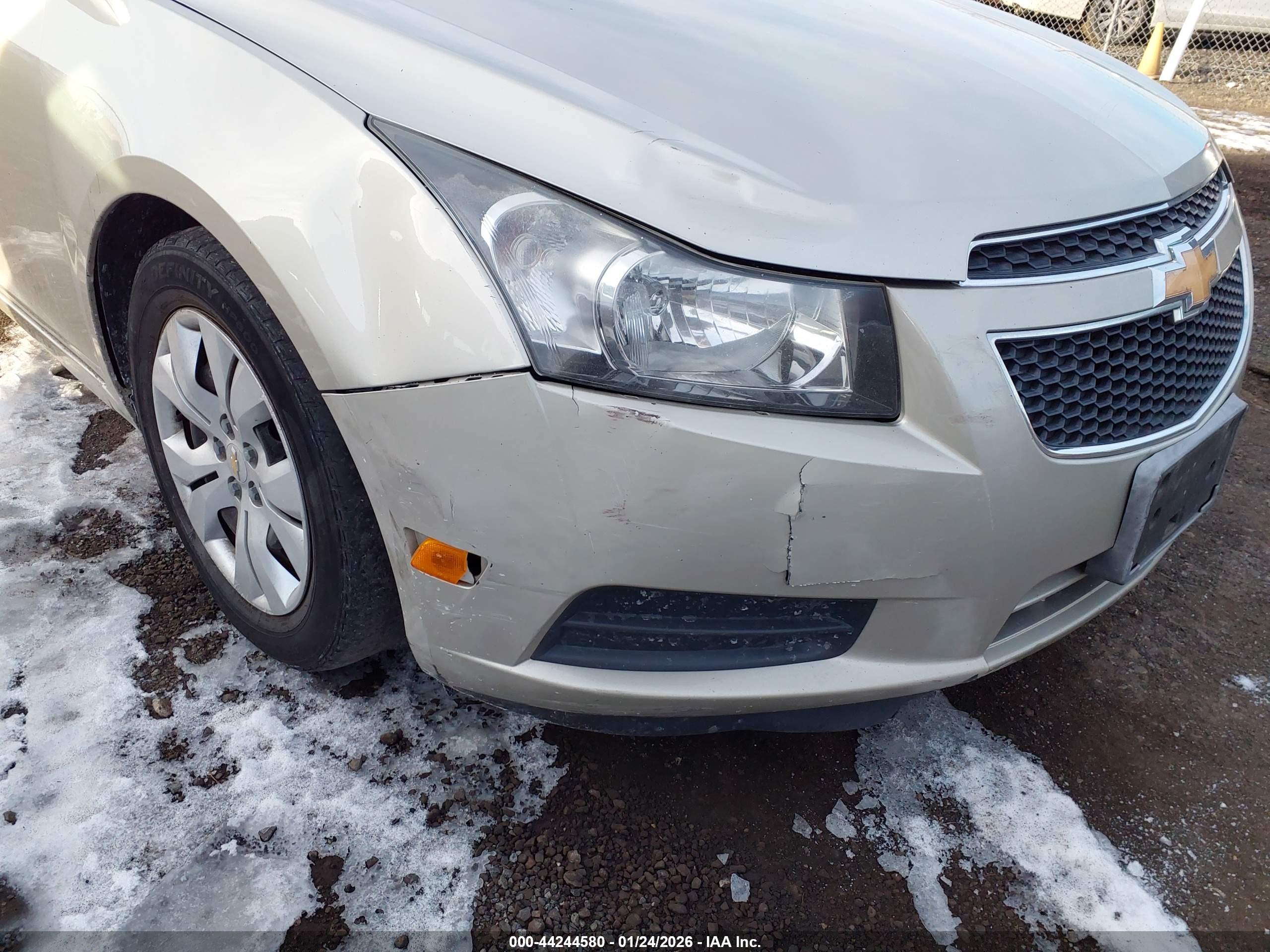 CHEVROLET CRUZE image 6