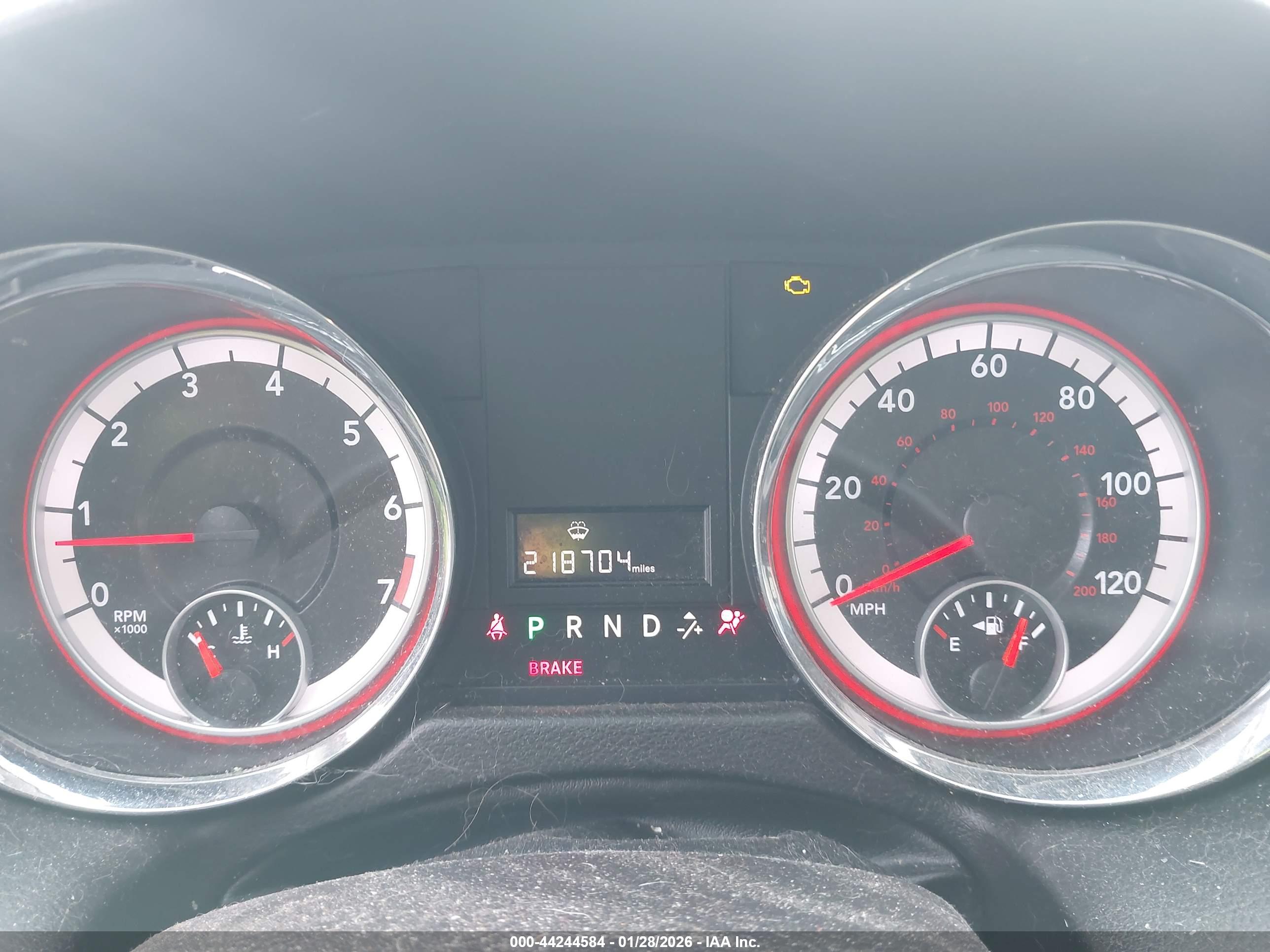DODGE GRAND image 7