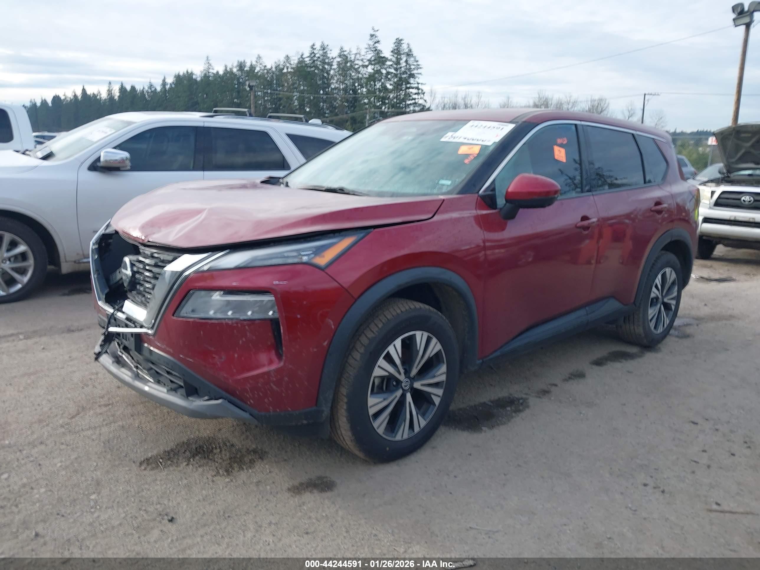 NISSAN ROGUE image 2