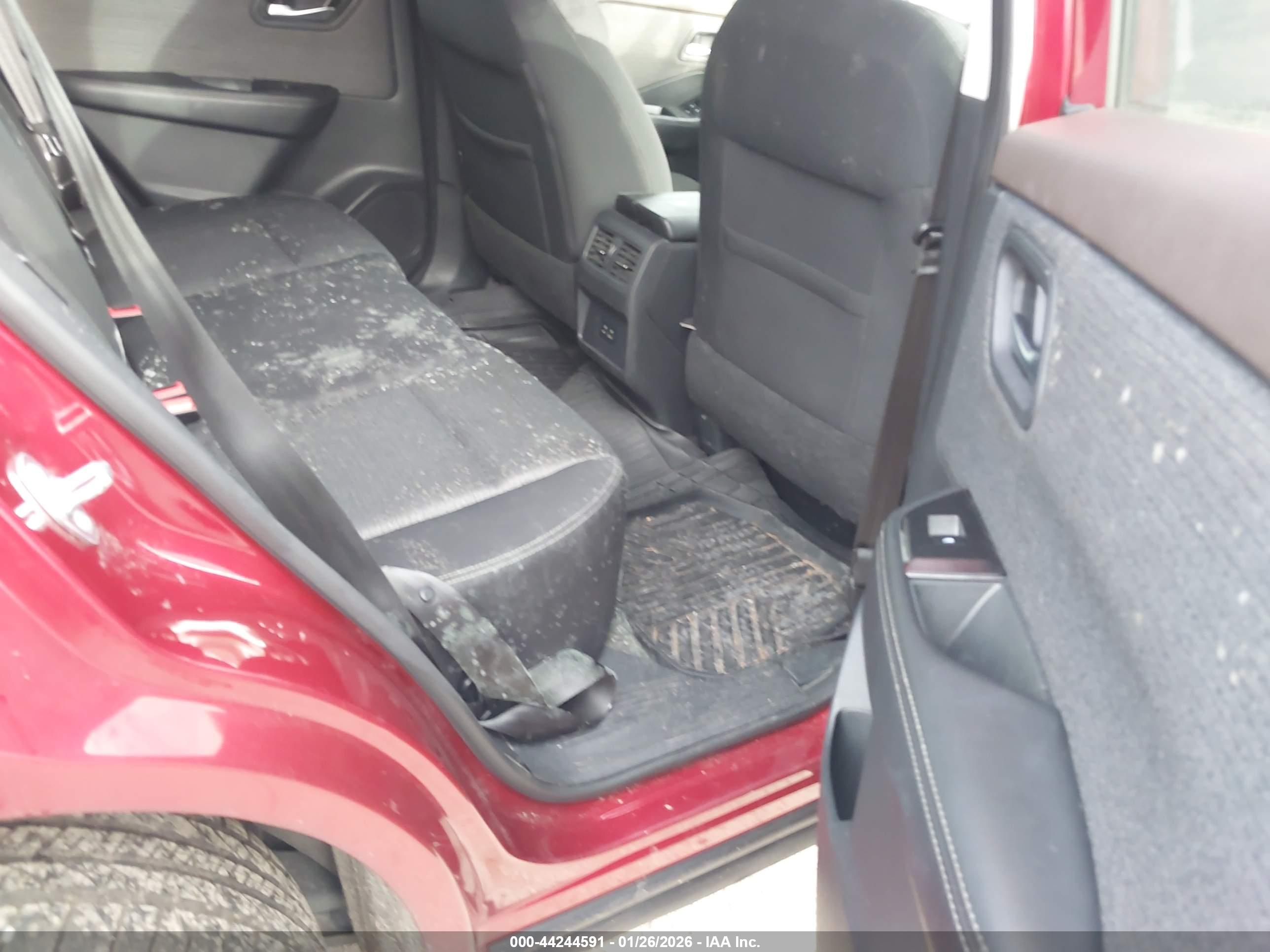 NISSAN ROGUE image 8