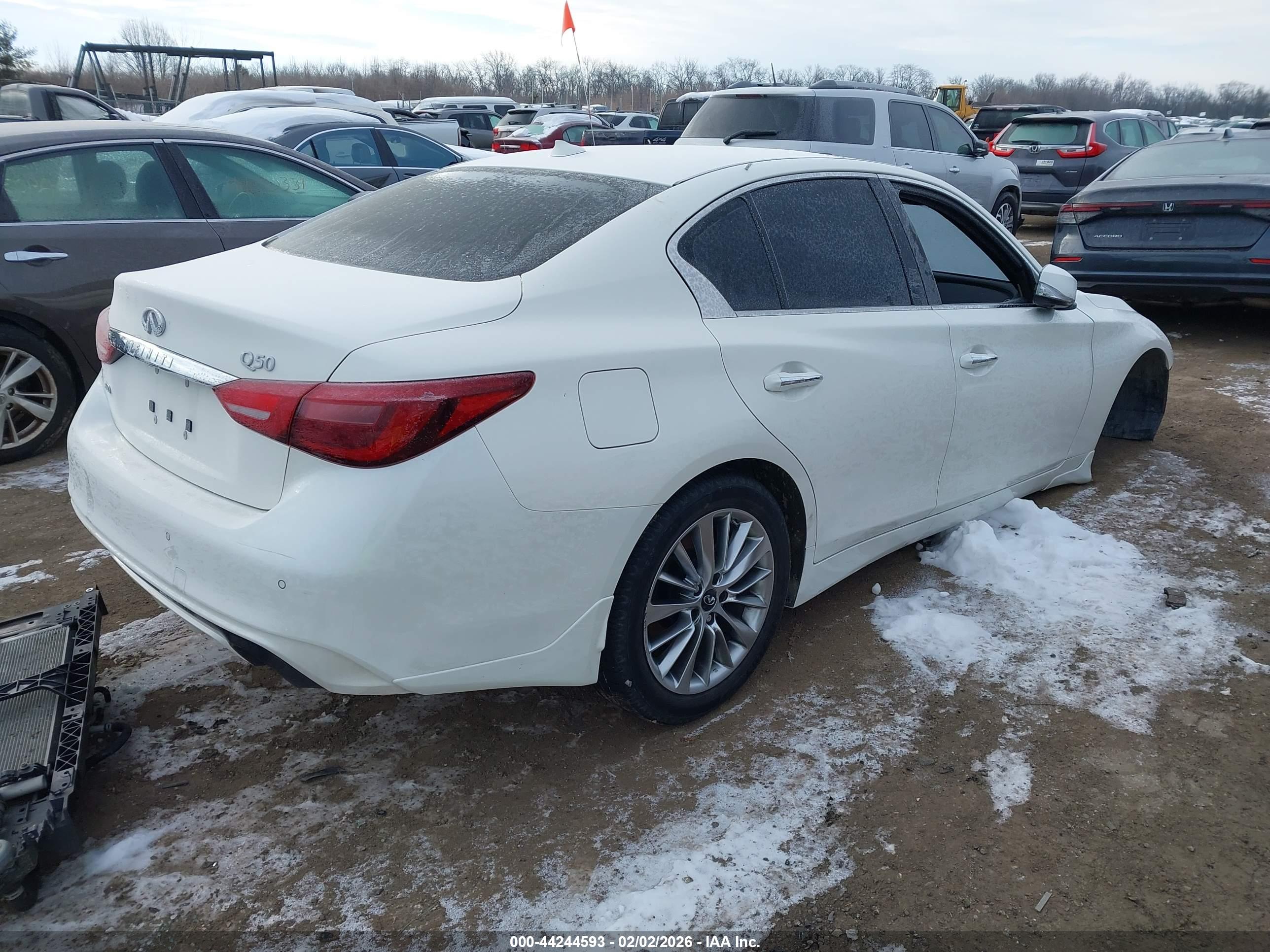 INFINITI Q50 image 4