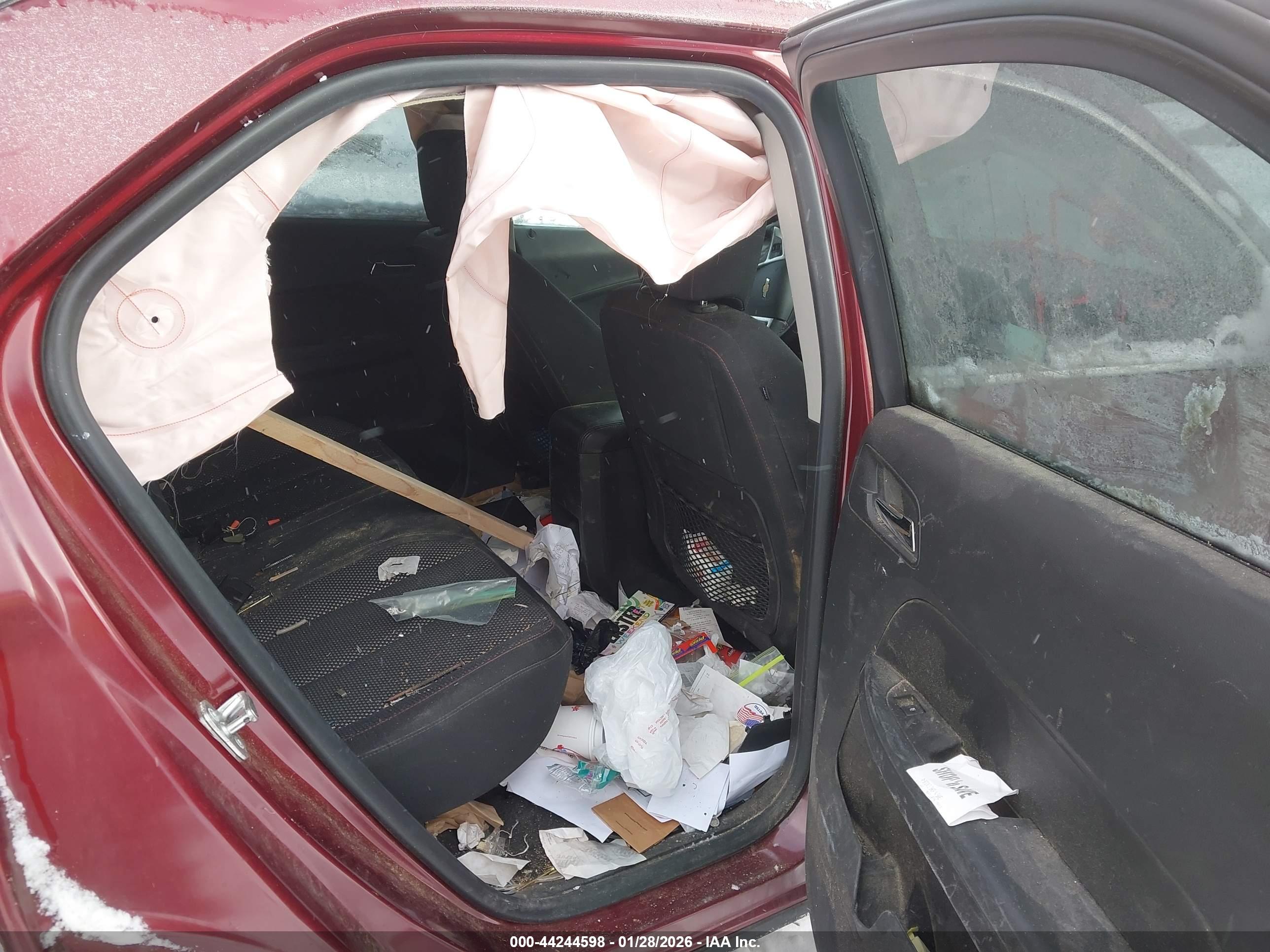 CHEVROLET EQUINOX image 8