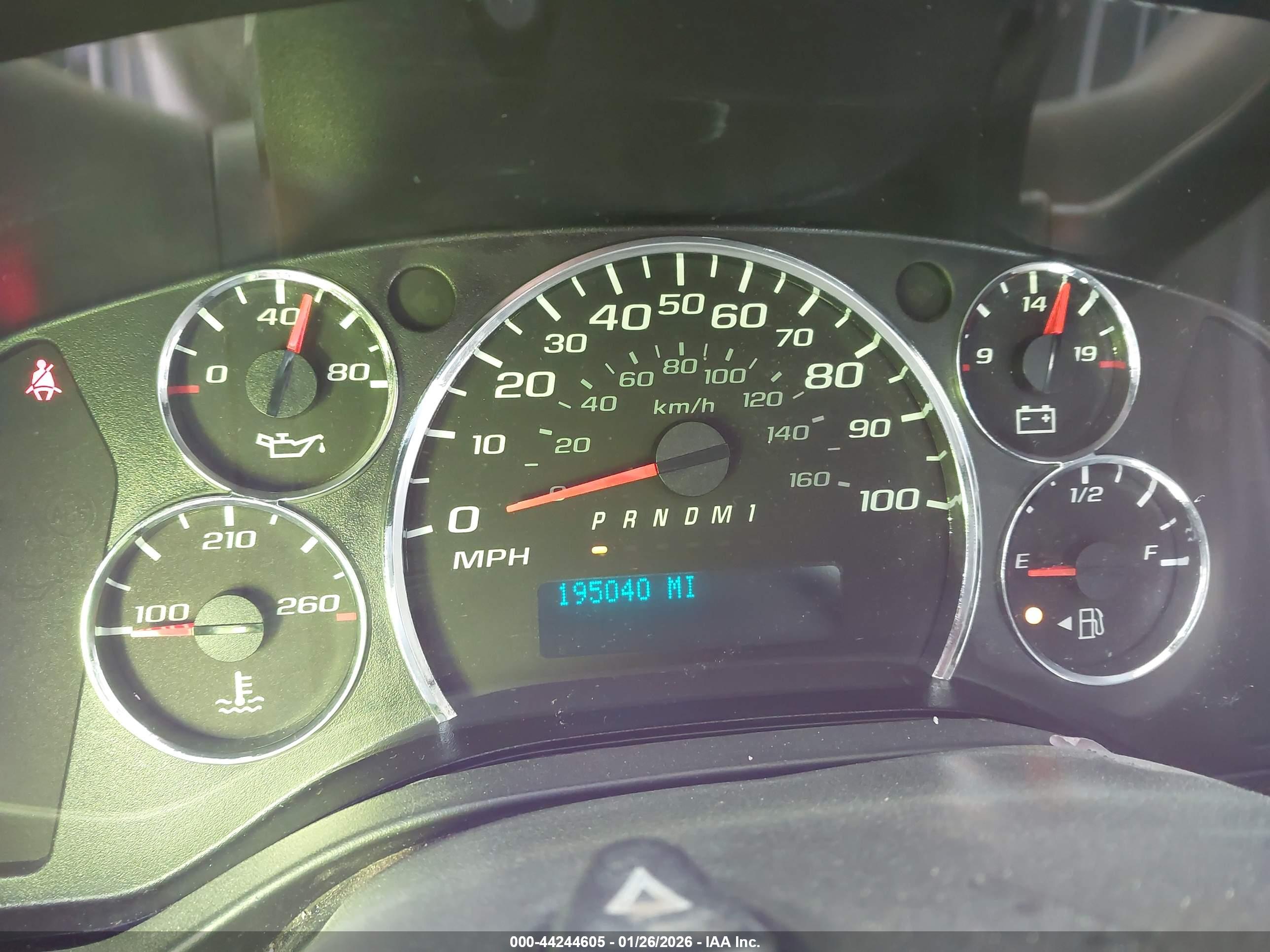 CHEVROLET EXPRESS image 7