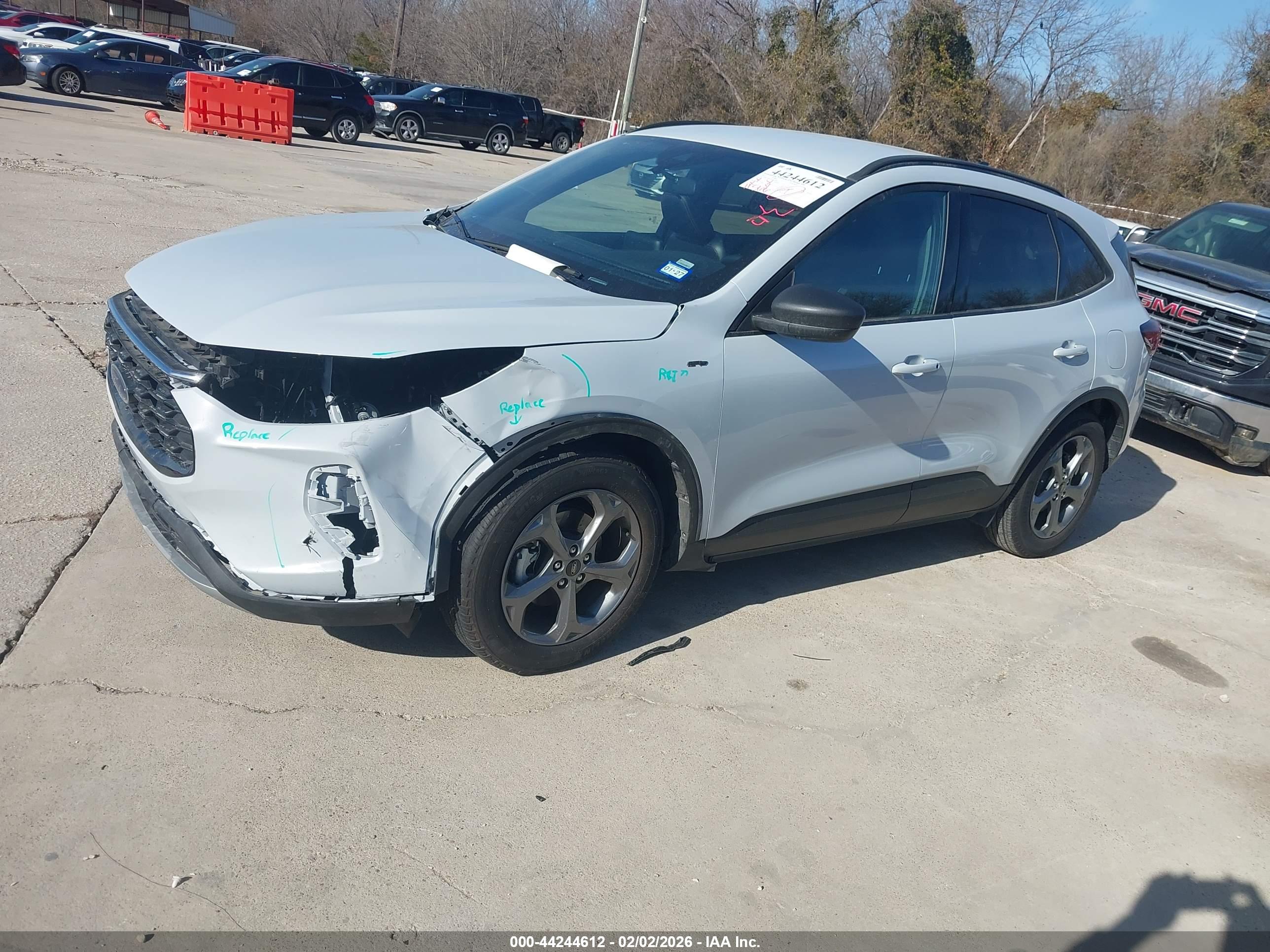 FORD ESCAPE image 2