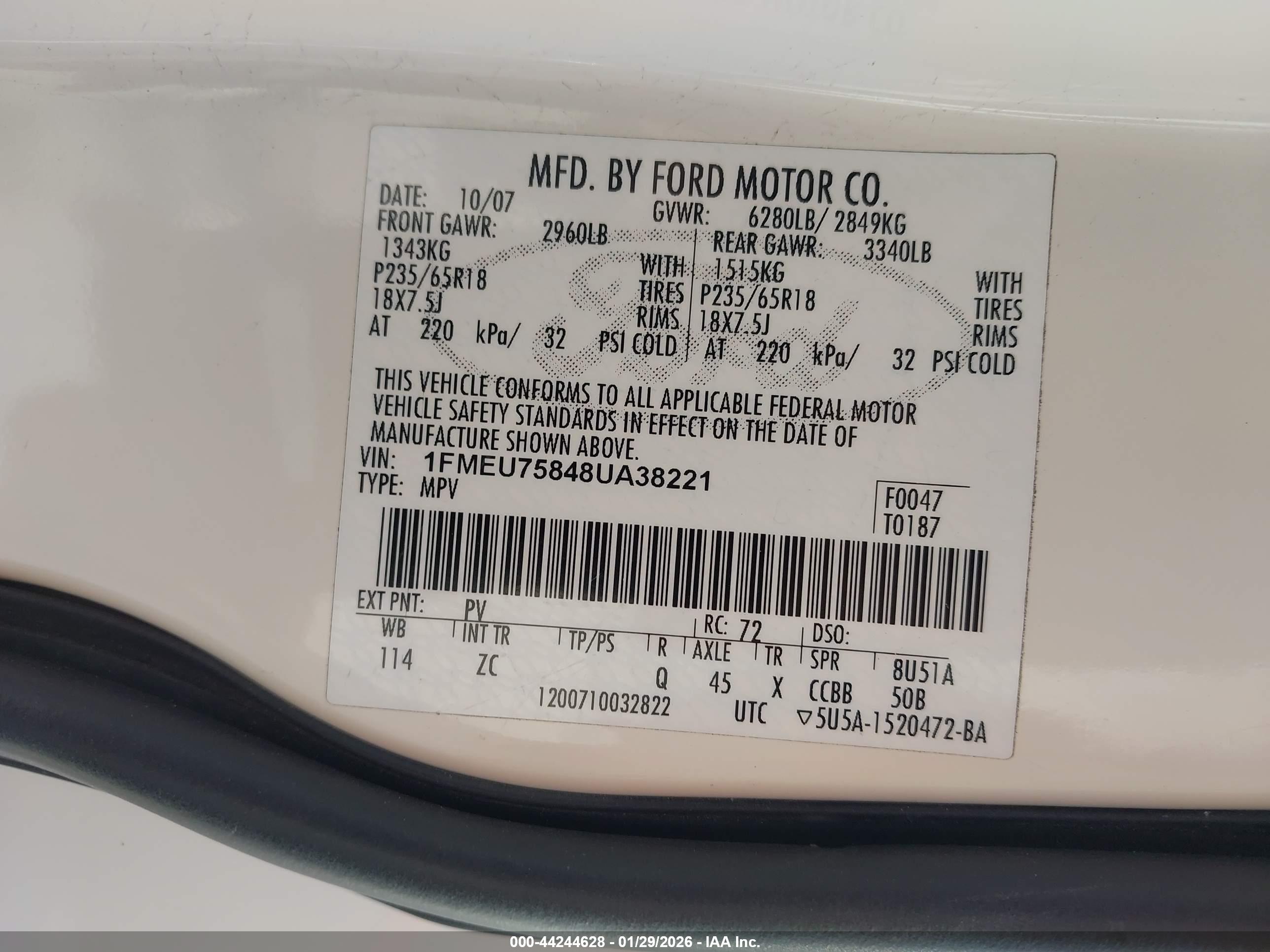FORD EXPLORER image 9