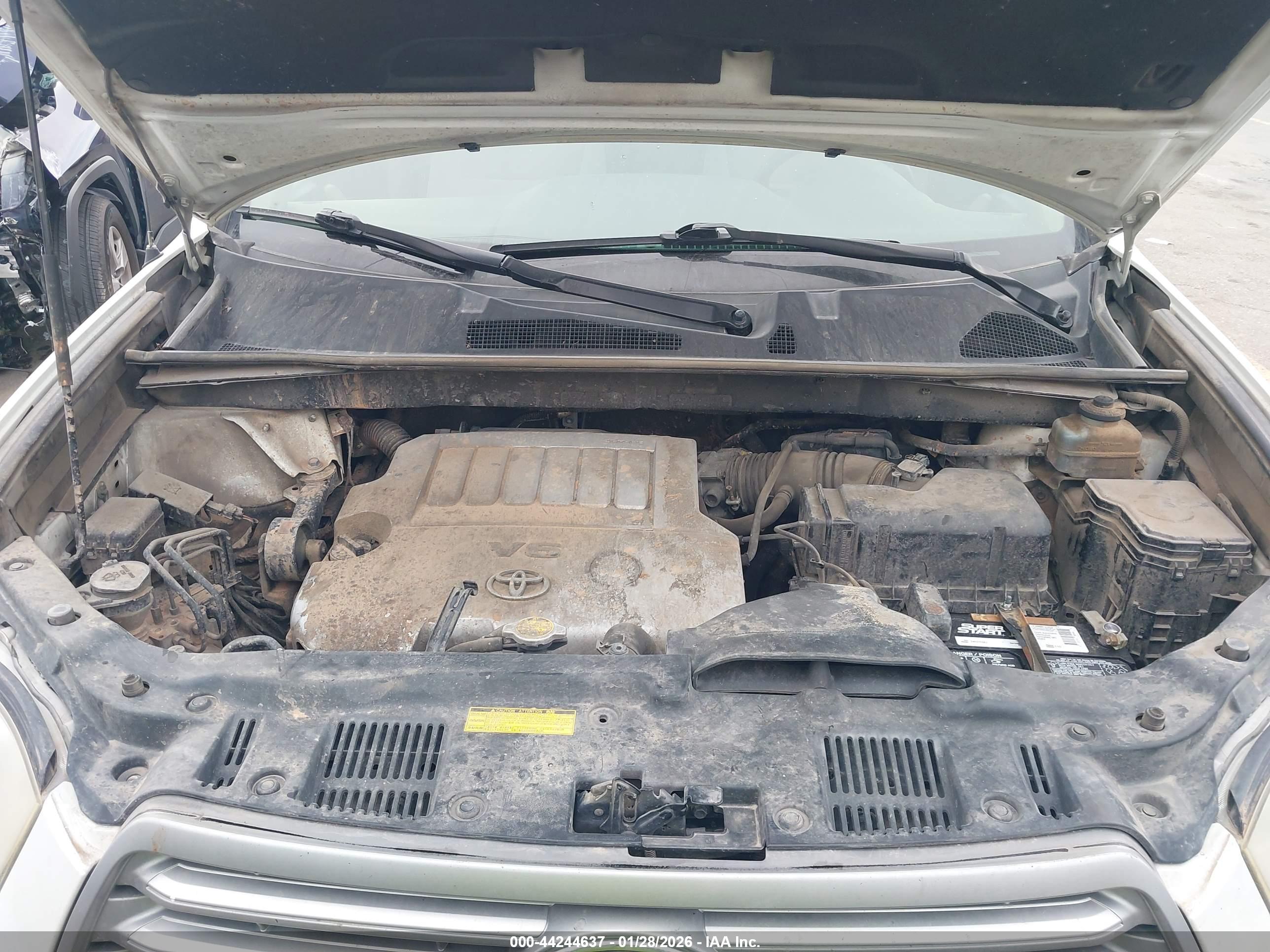 TOYOTA HIGHLANDER image 10