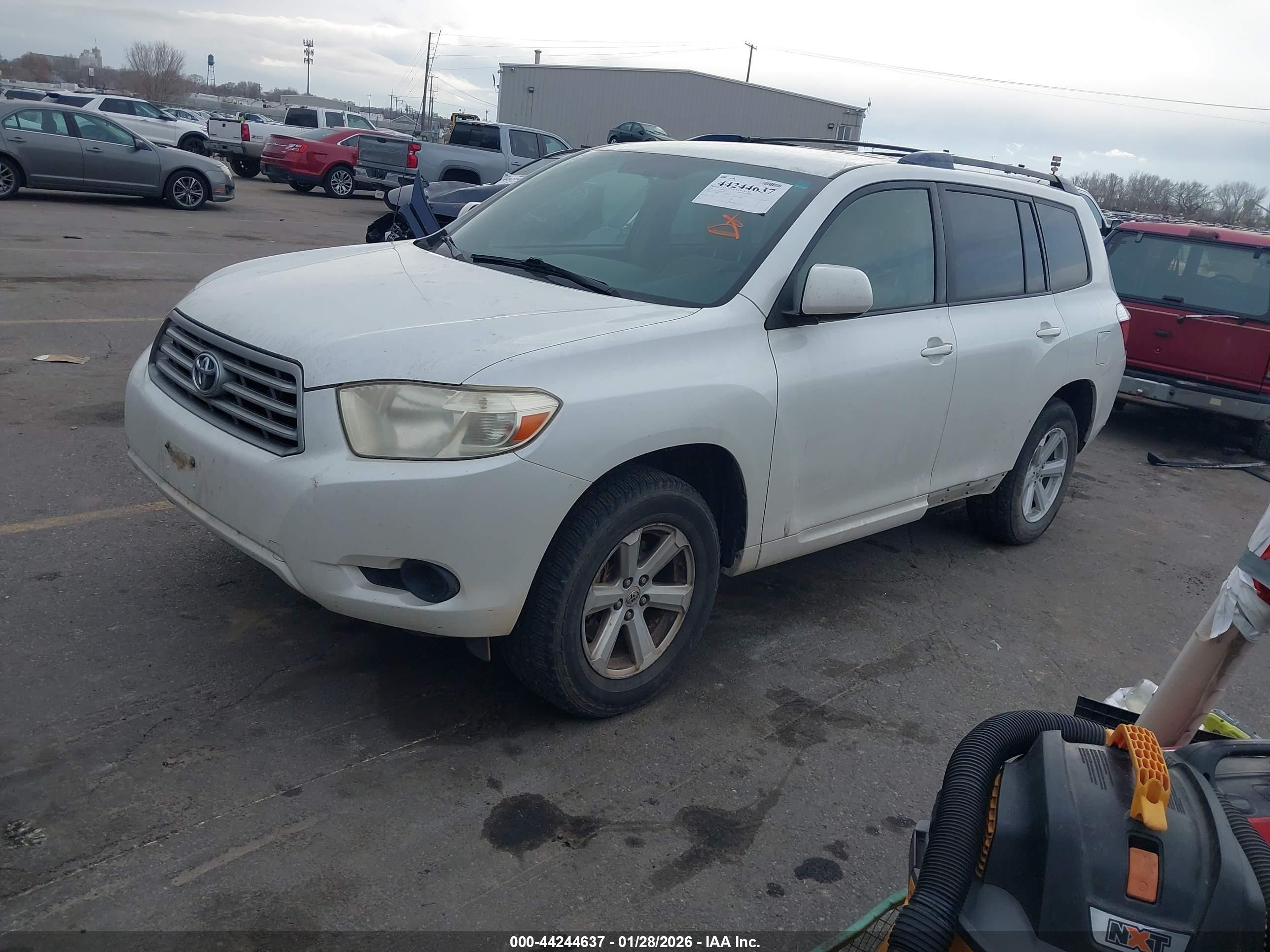 TOYOTA HIGHLANDER image 2