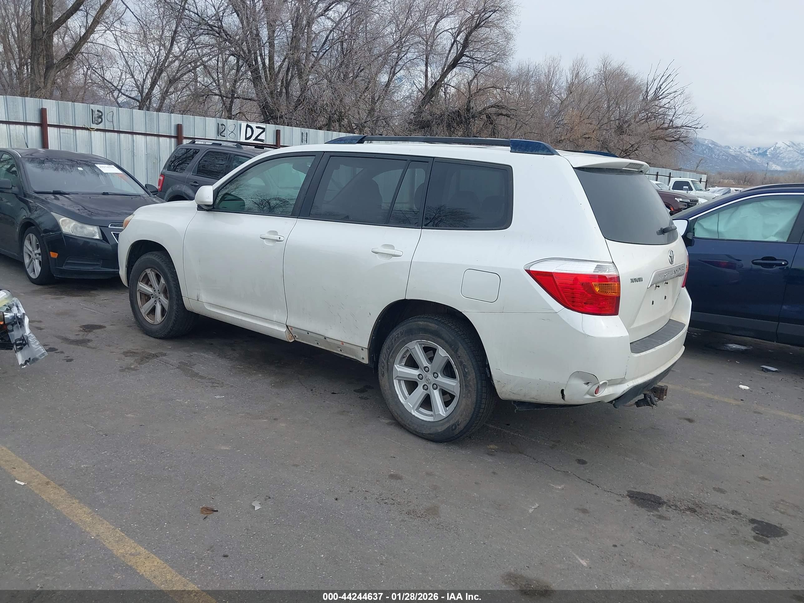 TOYOTA HIGHLANDER image 3