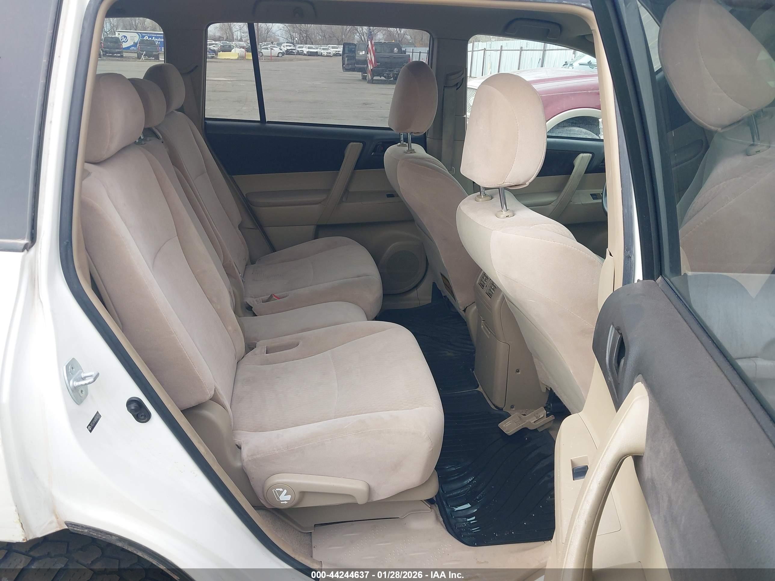 TOYOTA HIGHLANDER image 8