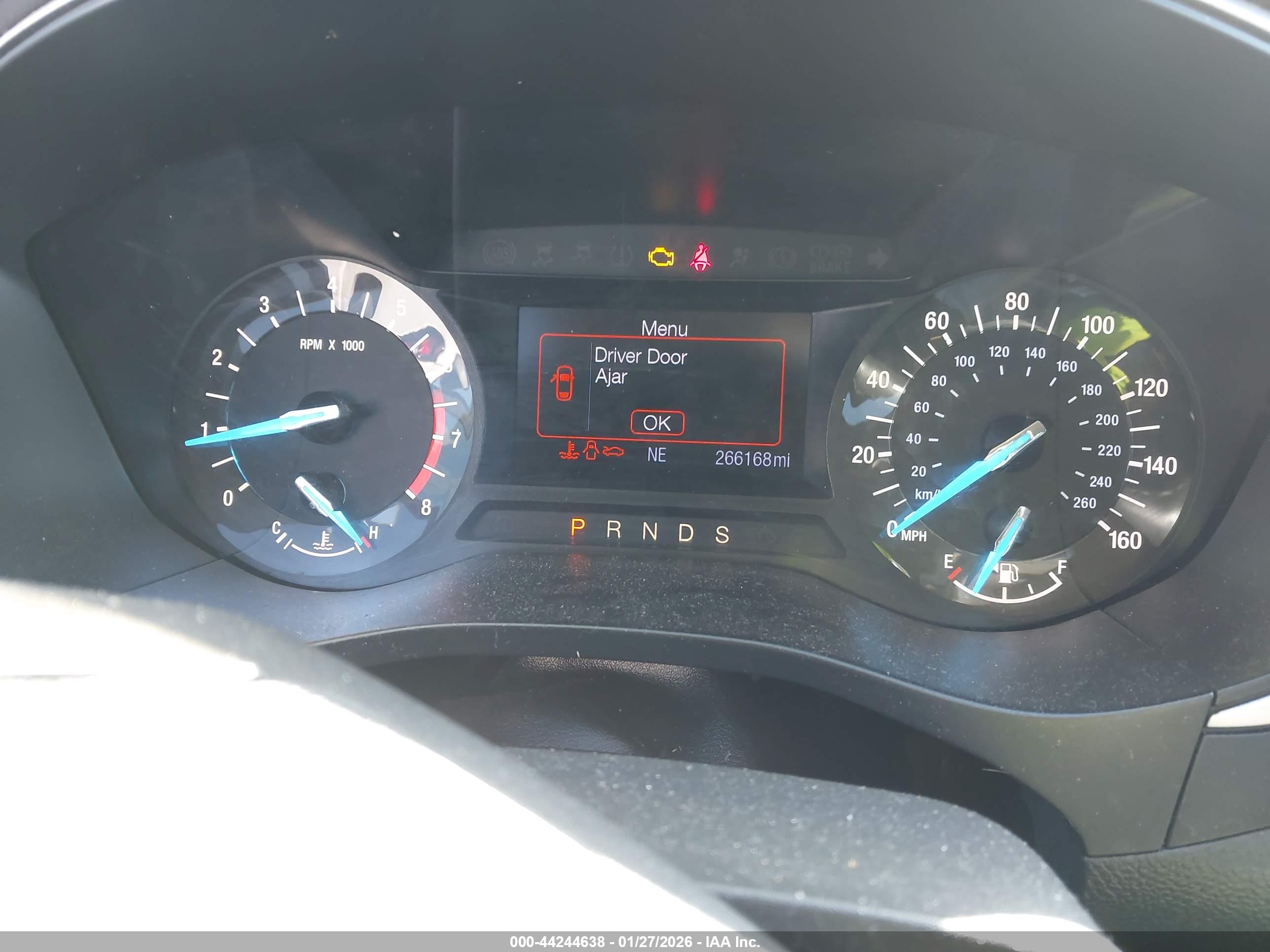FORD FUSION image 7