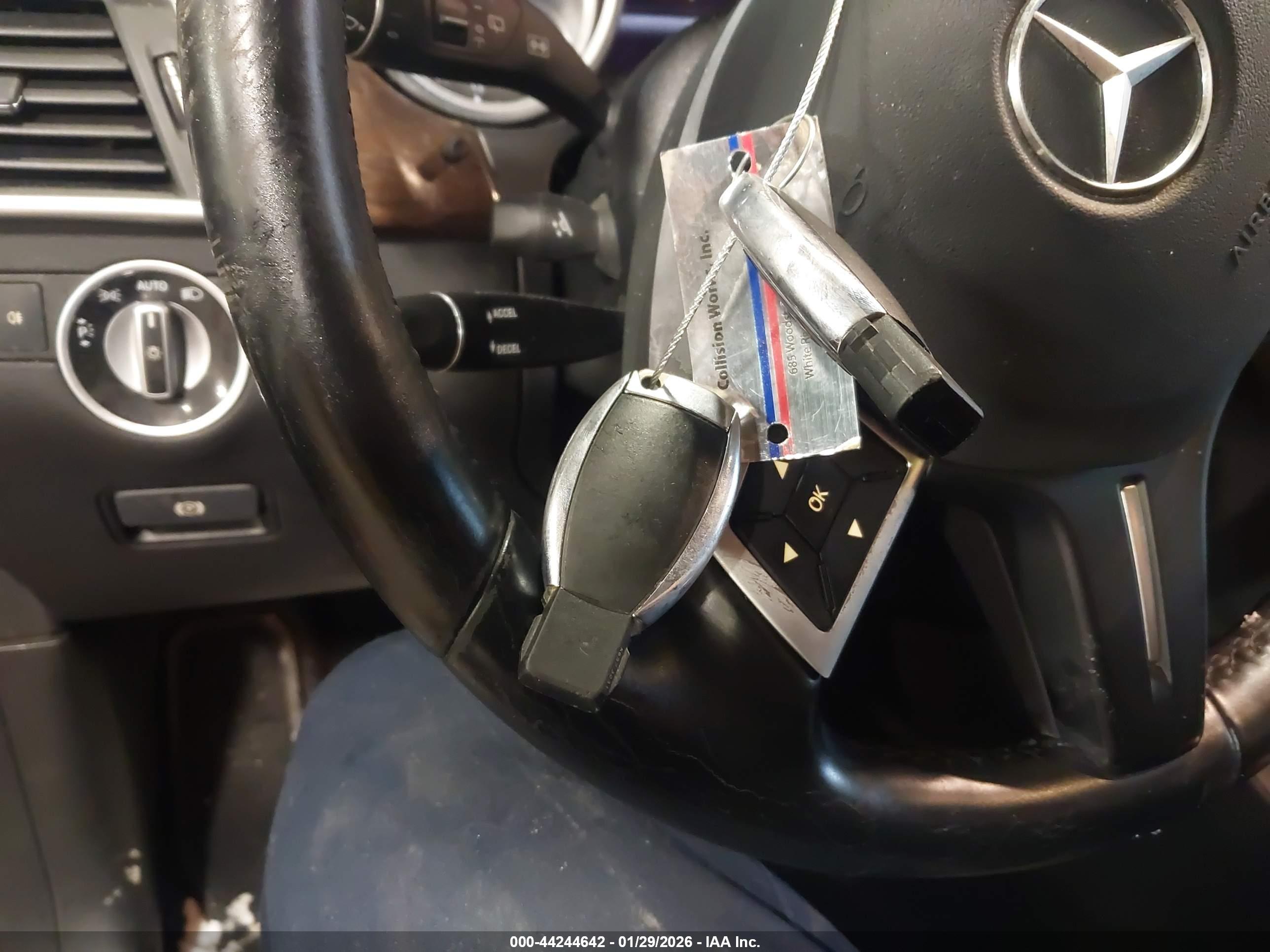 MERCEDES-BENZ ML image 11