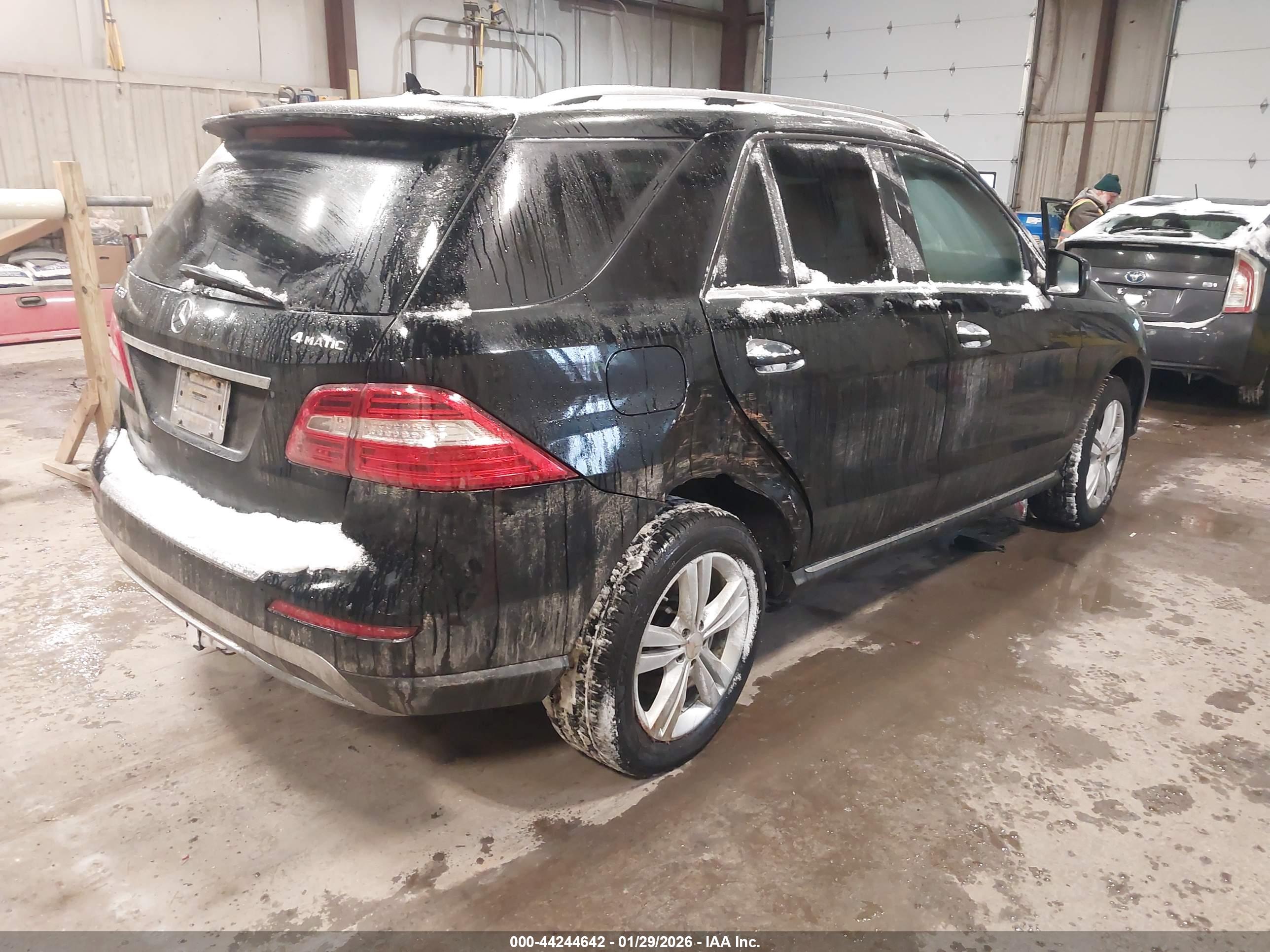 MERCEDES-BENZ ML image 4